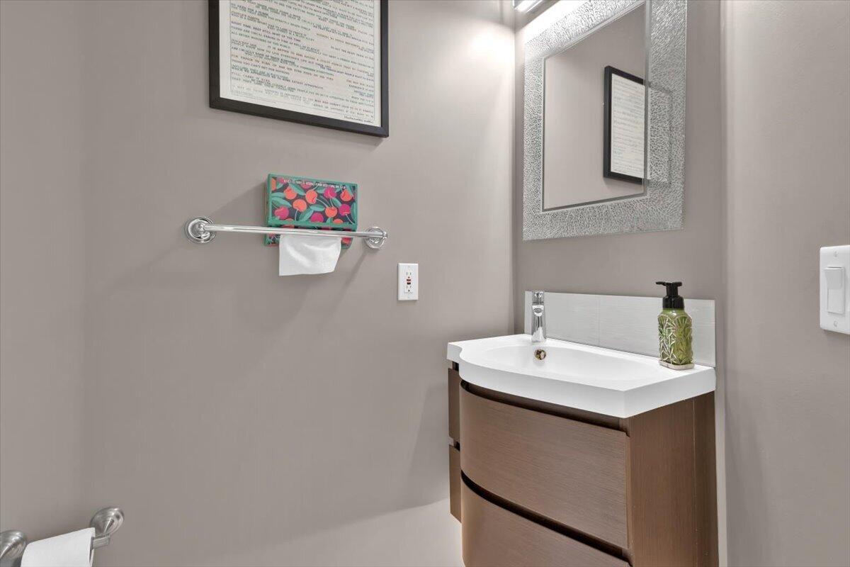 8332 Belfry Place Property Photo 38