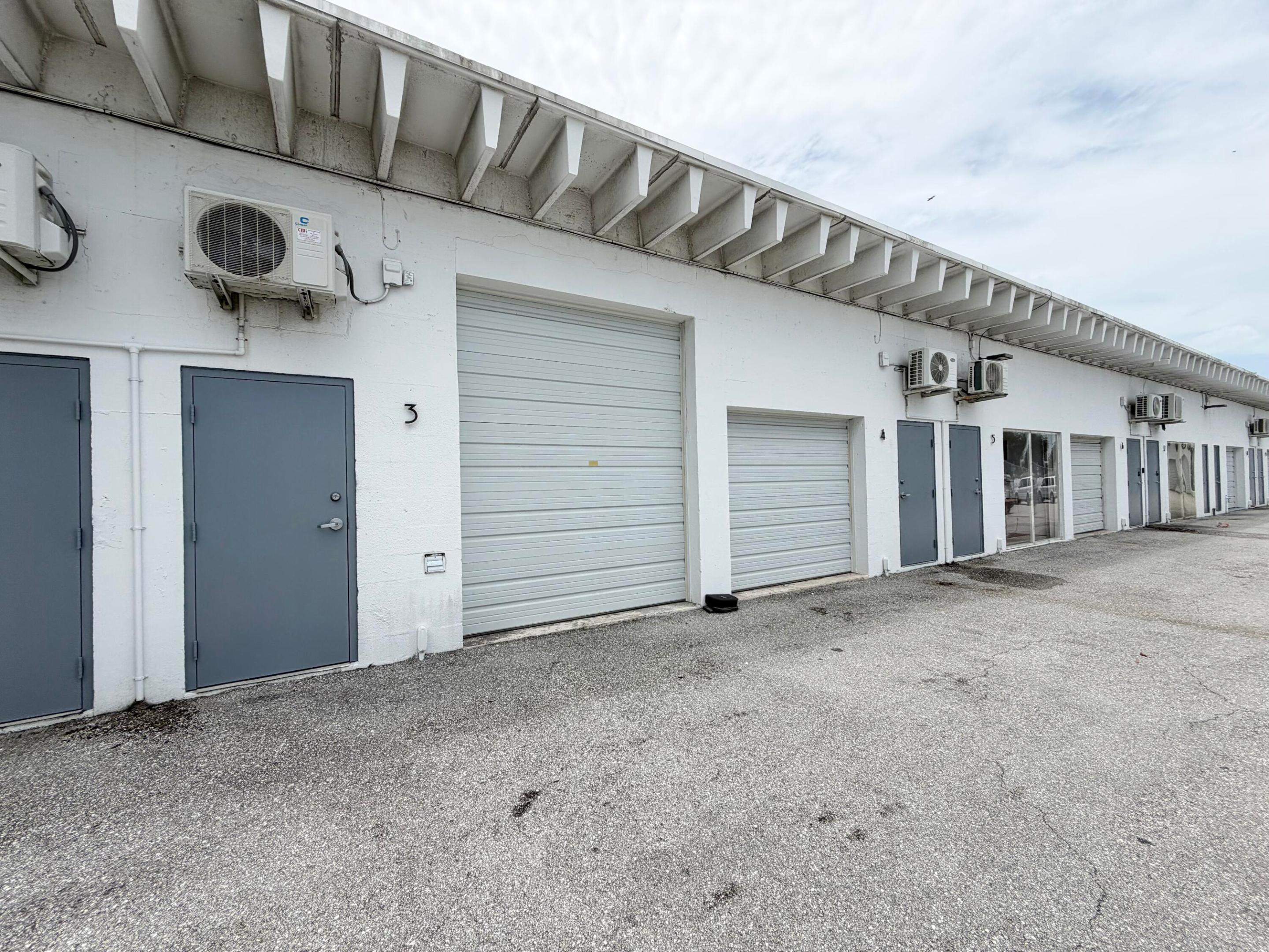 1211 Old Okeechobee Road Multiple Units Property Photo 16