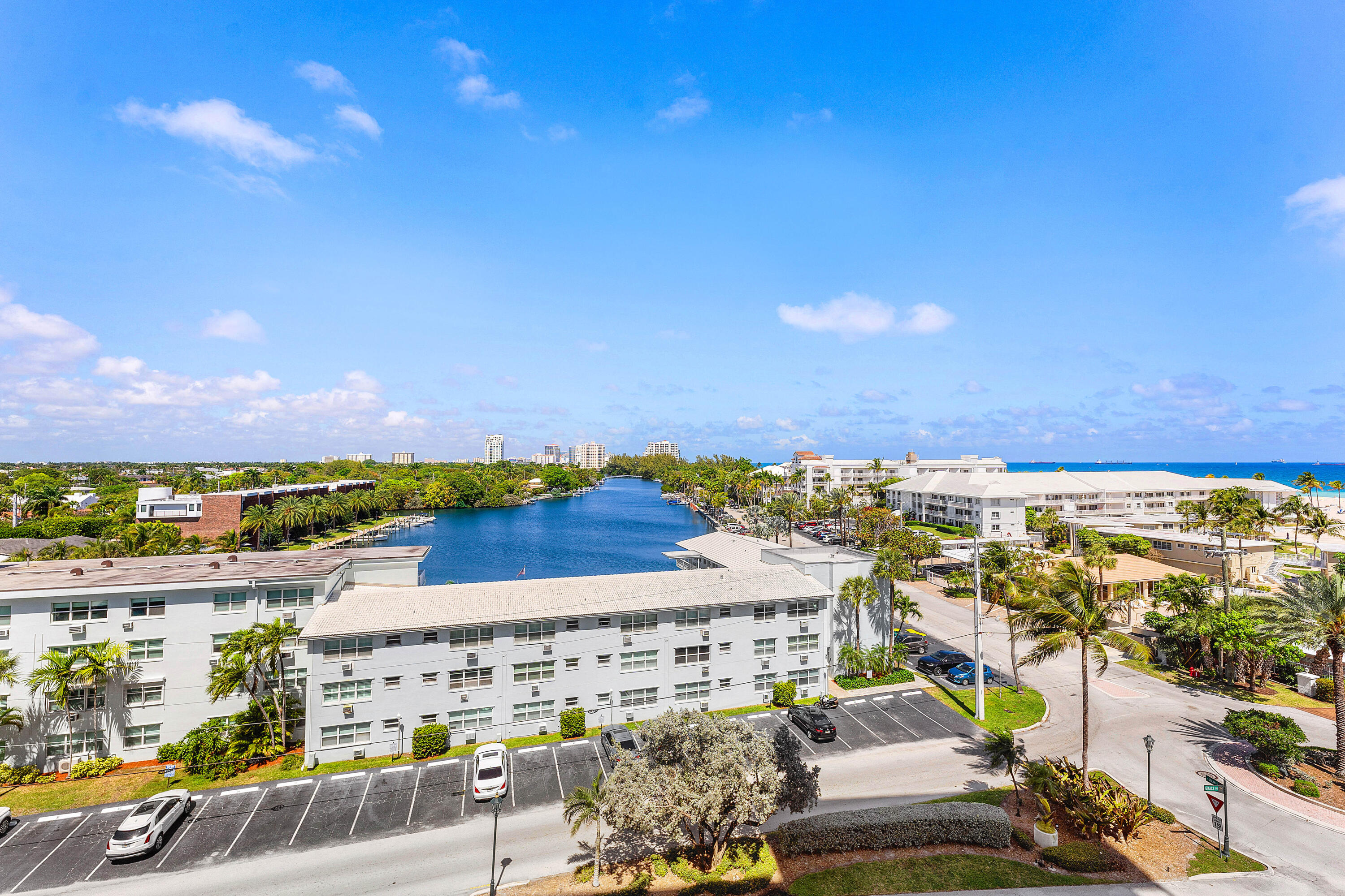 1900 S Ocean Drive 702 Property Photo 34
