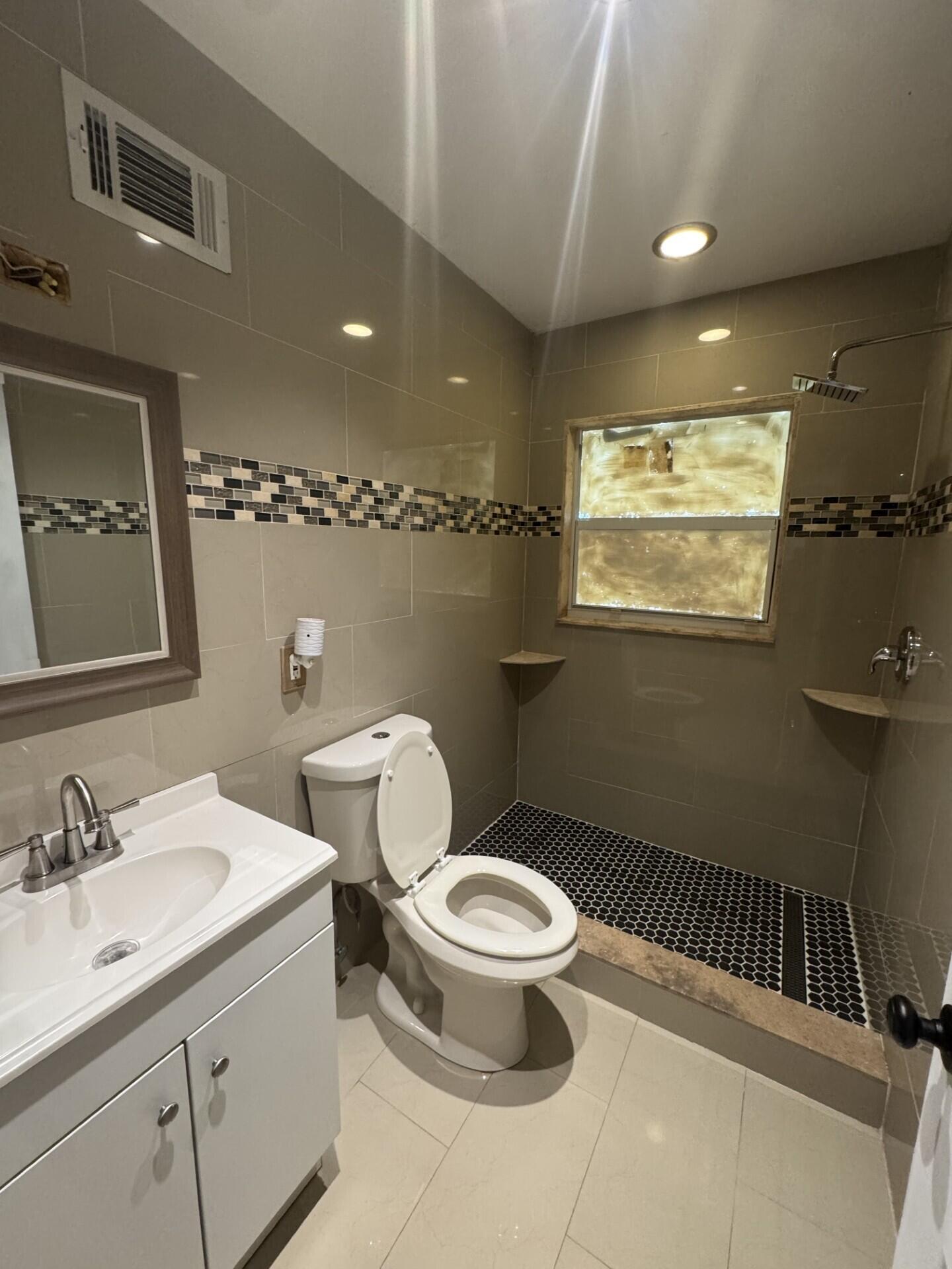 2110 Cortez Boulevard Property Photo 10