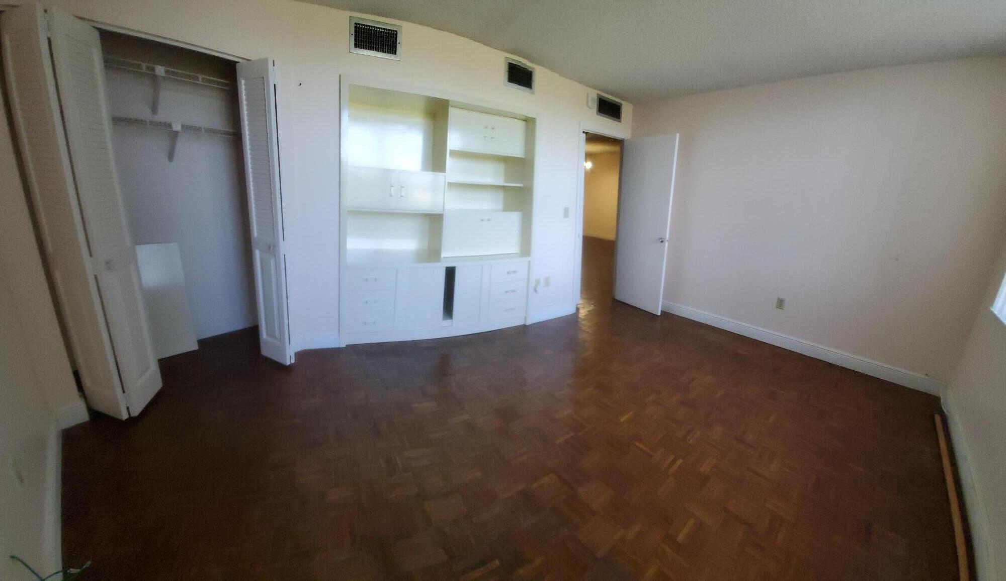 1400 Saint Charles Place 608 Property Photo 3
