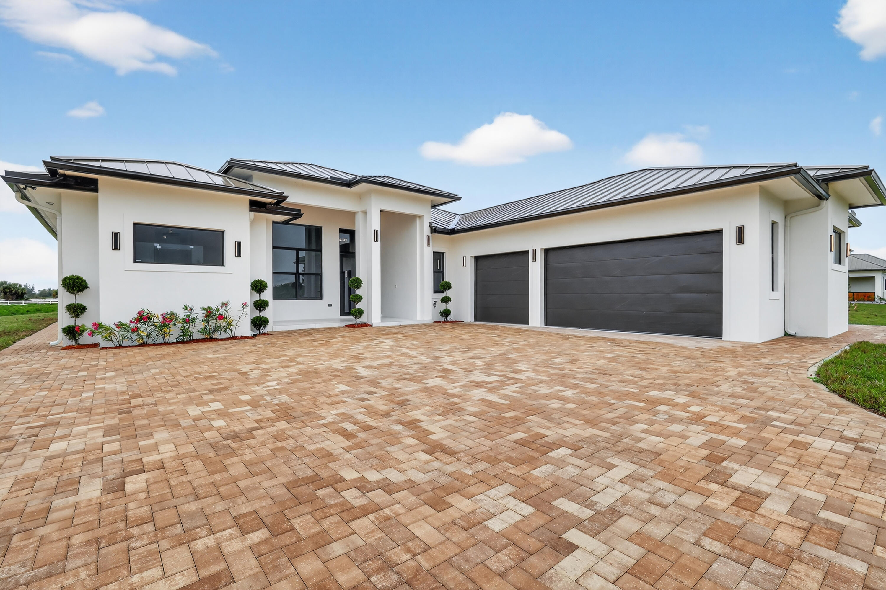 3644 Frog Holw Property Photo 1