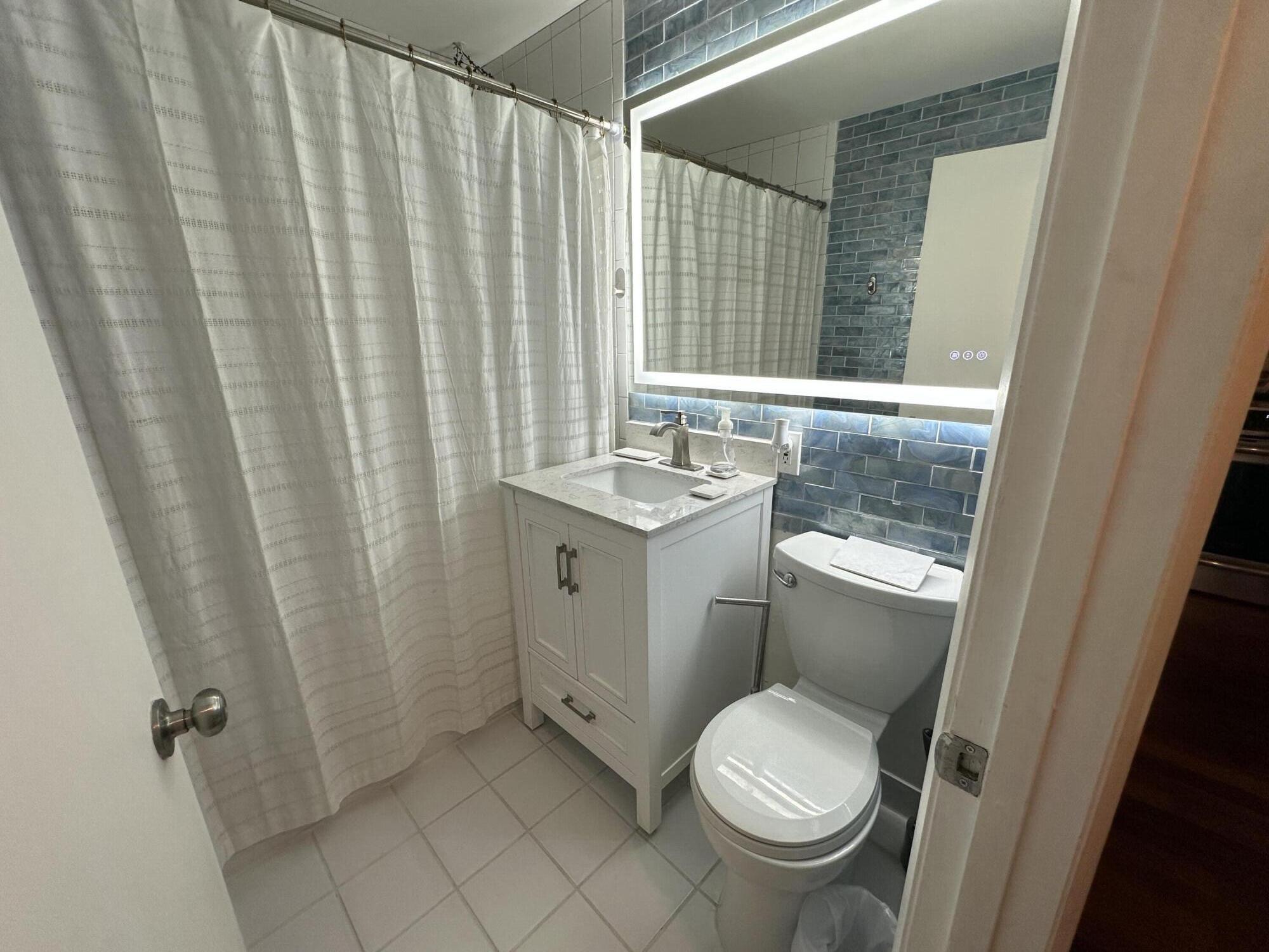 4490 Ne Indian River Drive Property Photo 38
