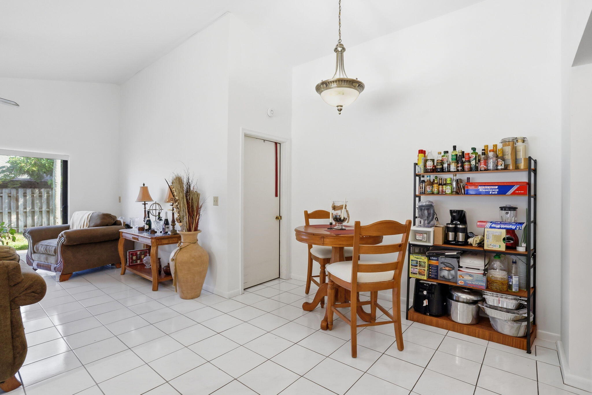 1387 Longarzo Place Property Photo 34