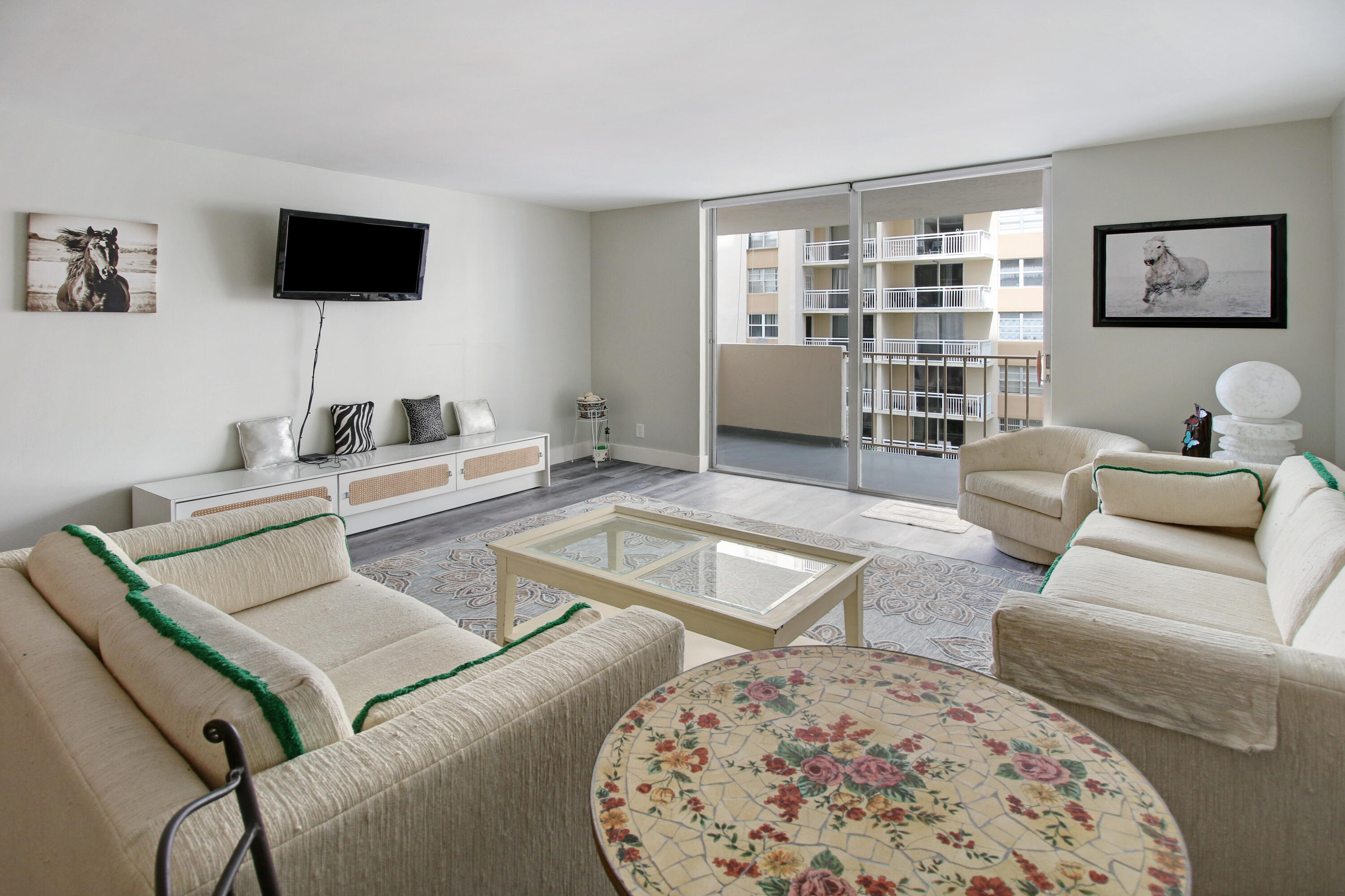 1865 S Ocean Drive 6c Property Photo 6