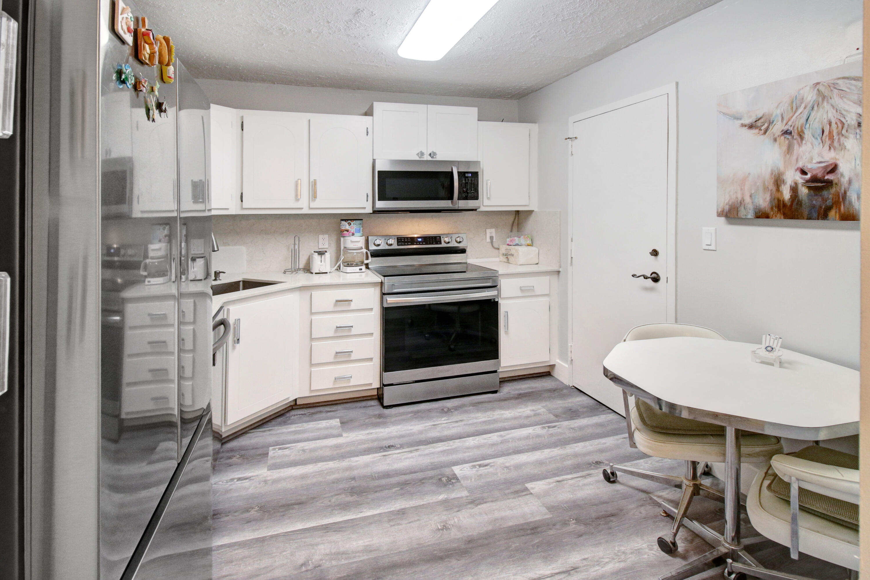 1865 S Ocean Drive 6c Property Photo 10