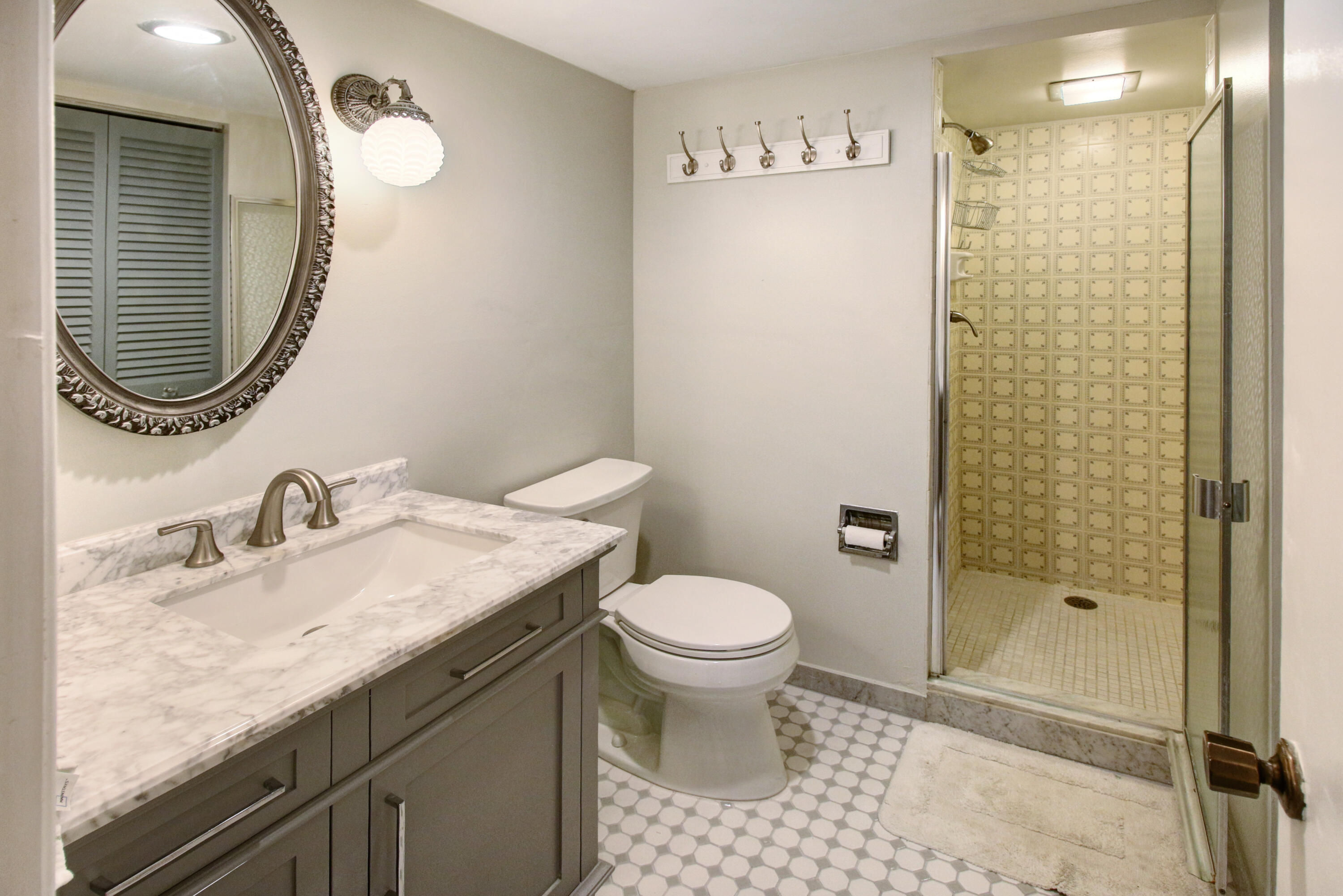 1865 S Ocean Drive 6c Property Photo 13