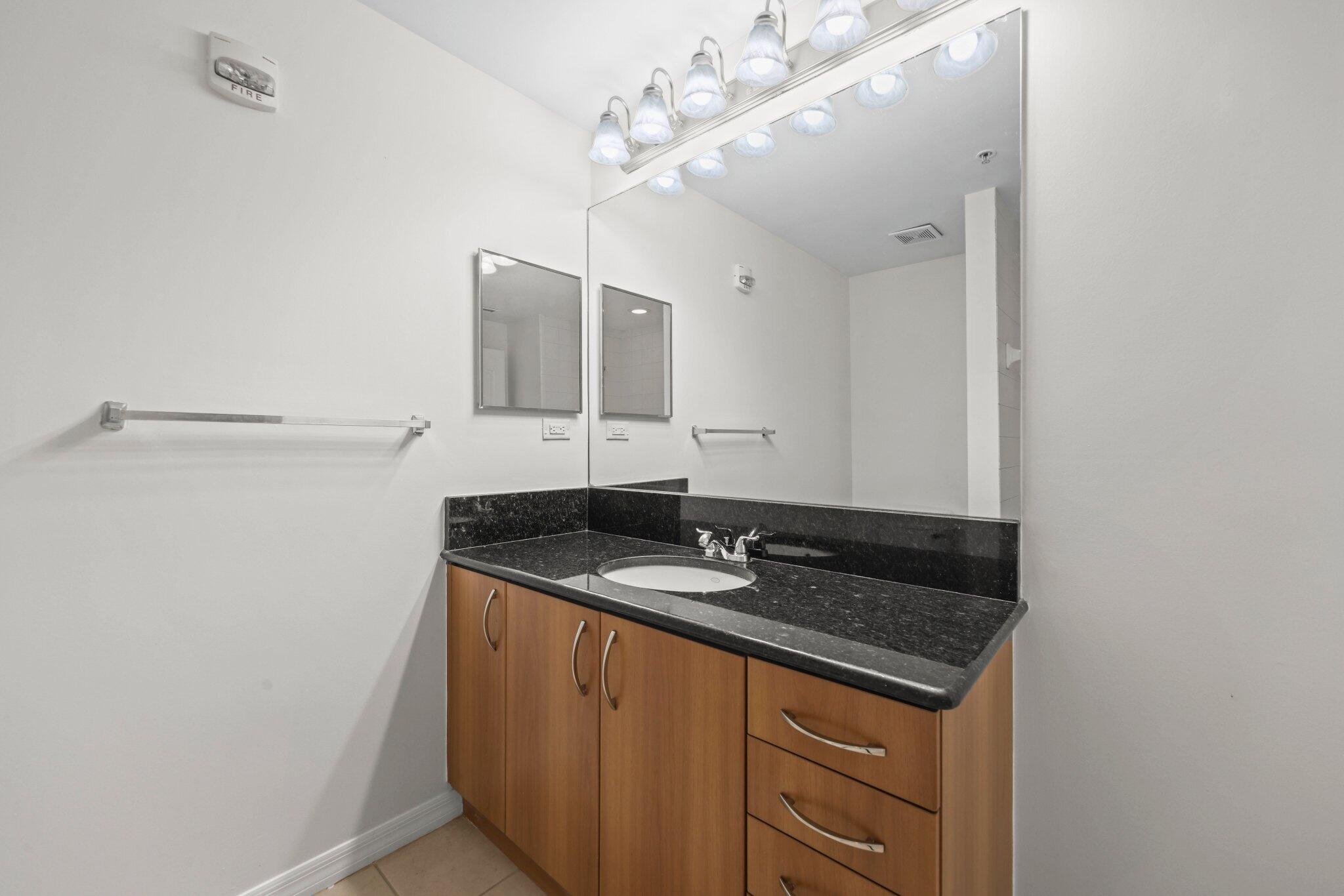 255 Ne 3rd Avenue Unit 2-407 Property Photo 17
