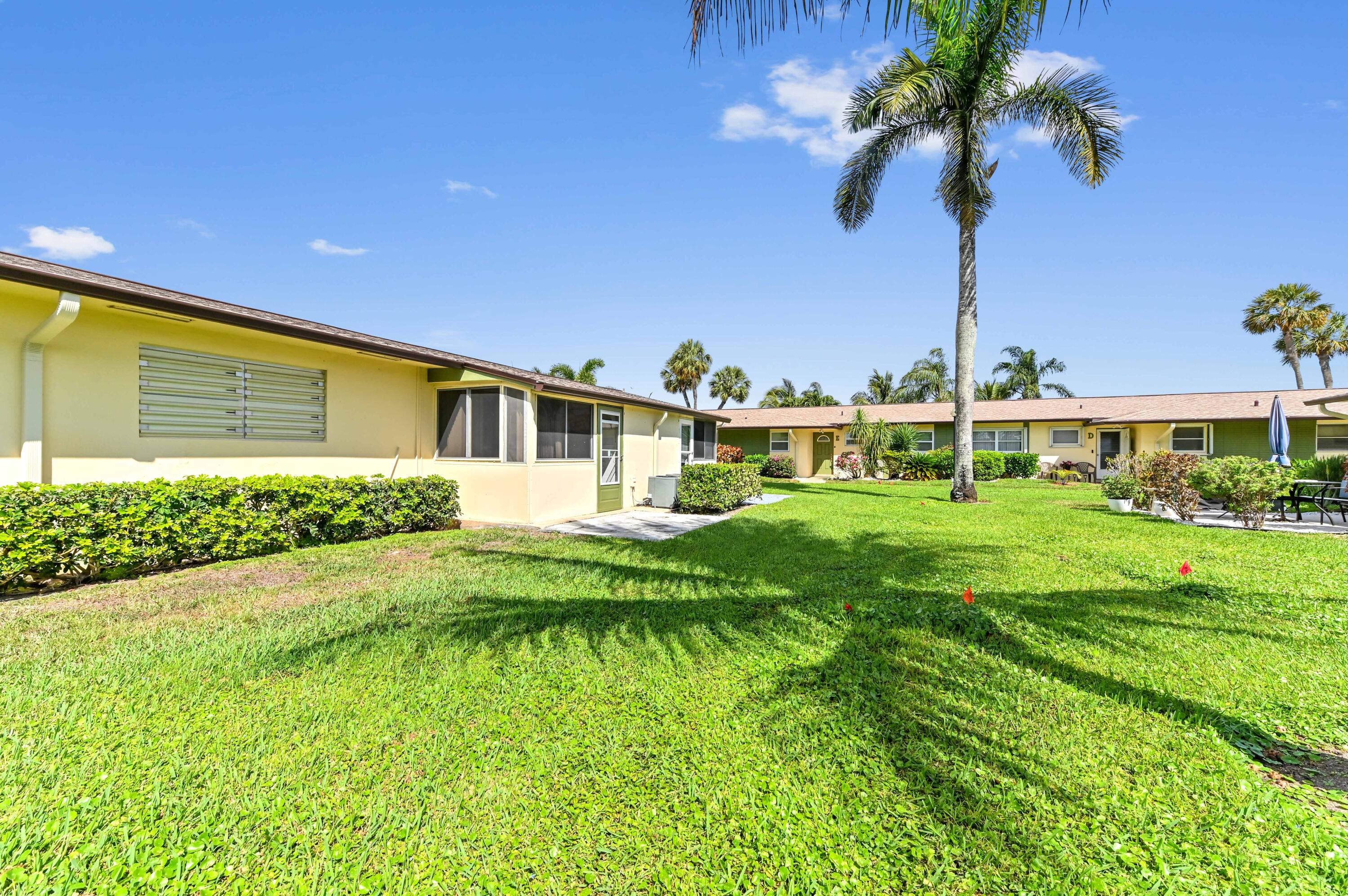 2915 Crosley Drive W Unit B Property Photo 22