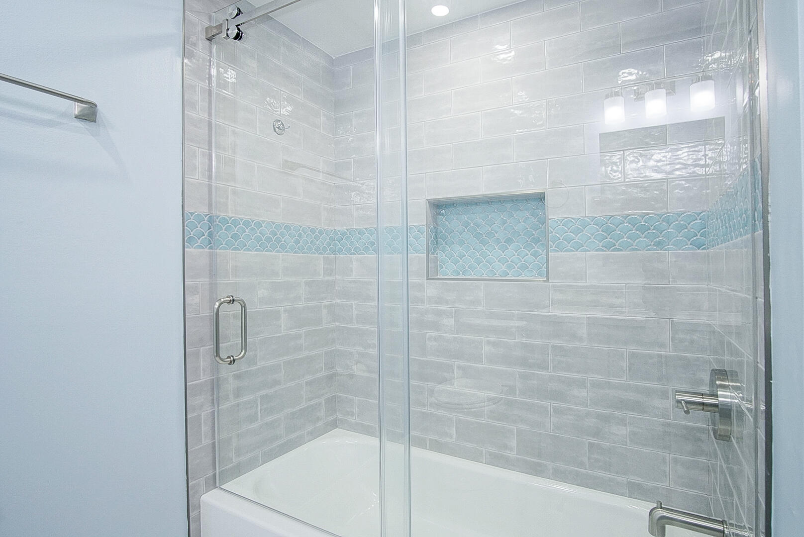 6041 Se Landing Way Property Photo 11