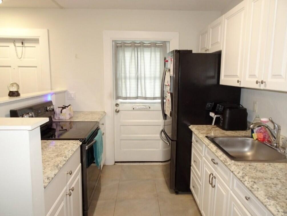 213 Se 3rd Avenue 2a Property Photo 3