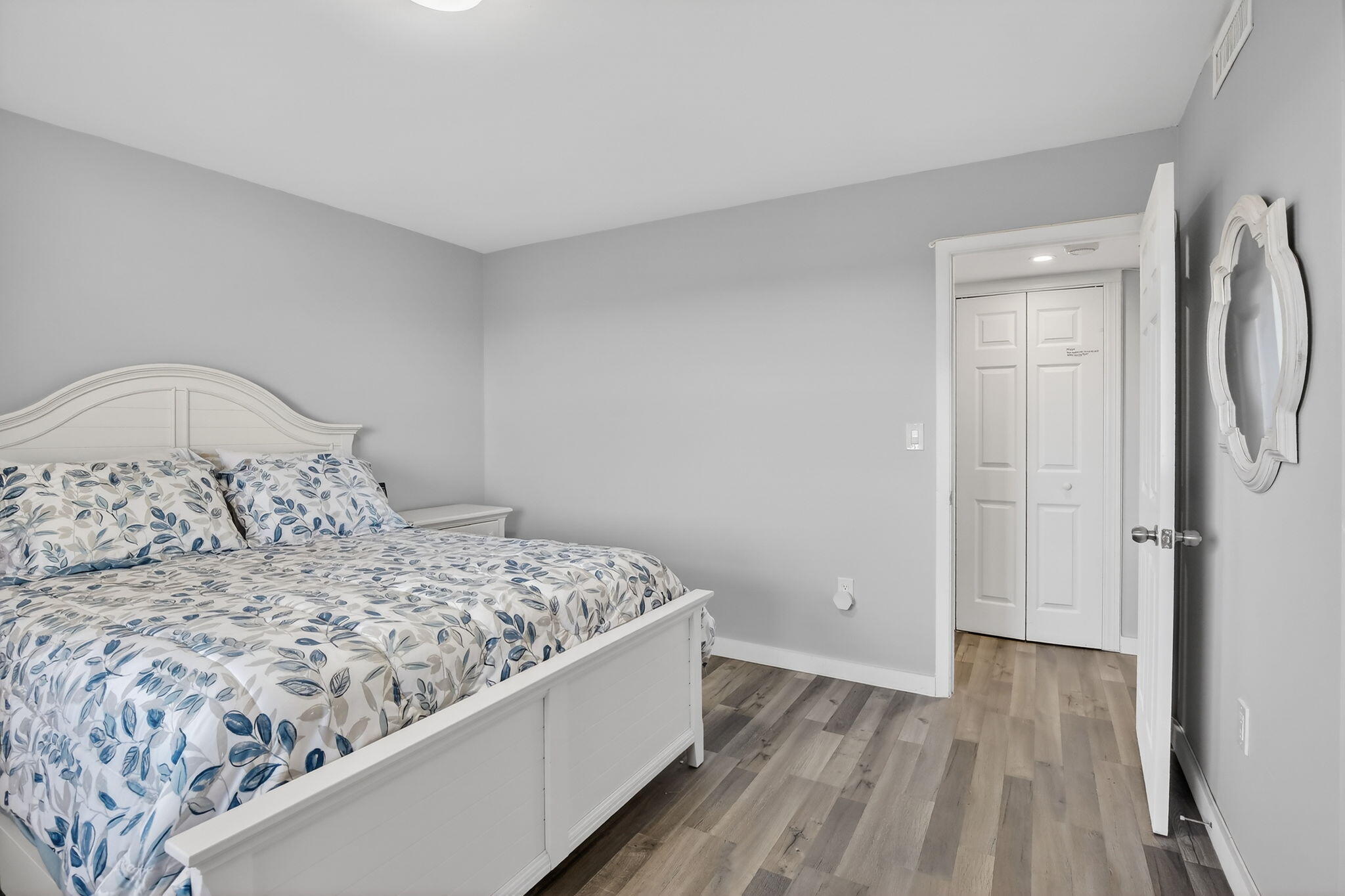 3910 Inverrary Boulevard 802-b Property Photo 6