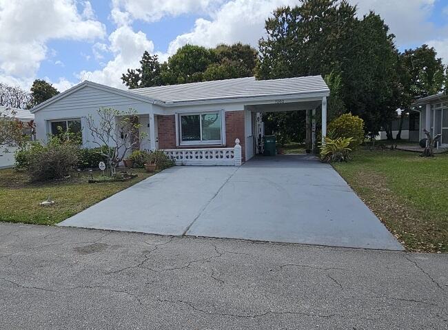 7202 NW 73rd Street Property Photo 1