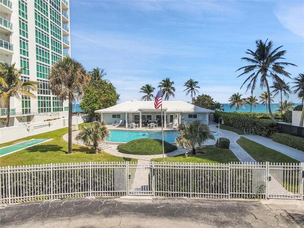 1431 S Ocean Boulevard 37 Property Photo 30