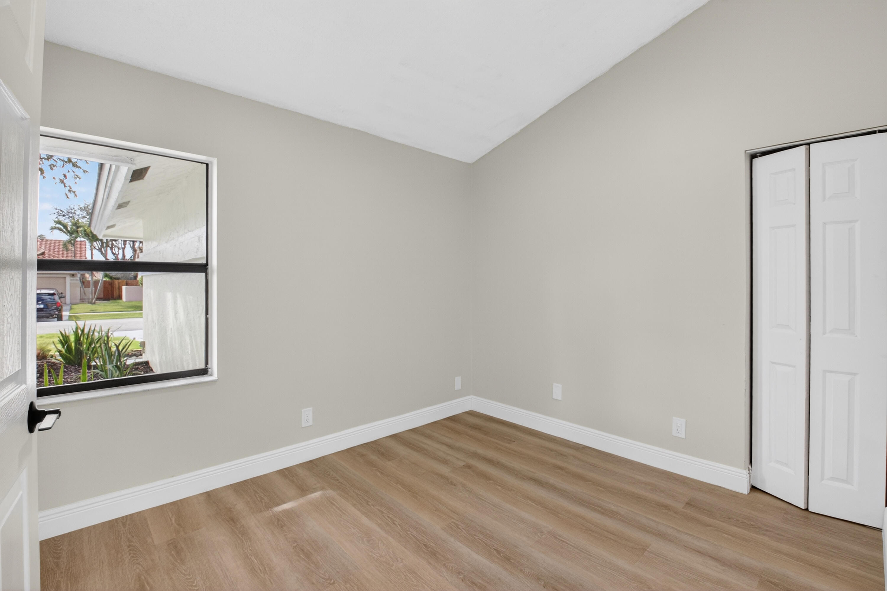 9537 Majestic Way Property Photo 15