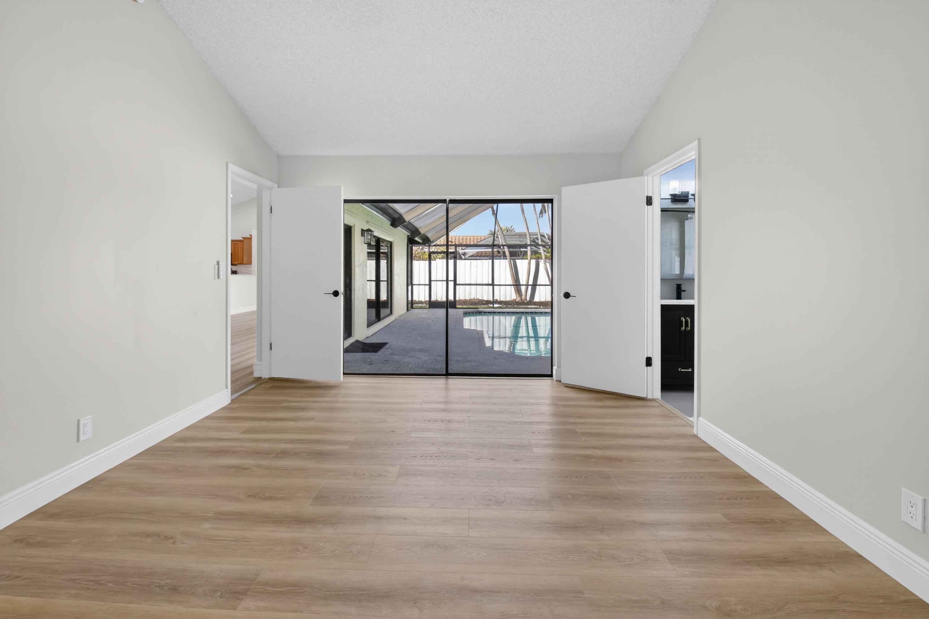 9537 Majestic Way Property Photo 18
