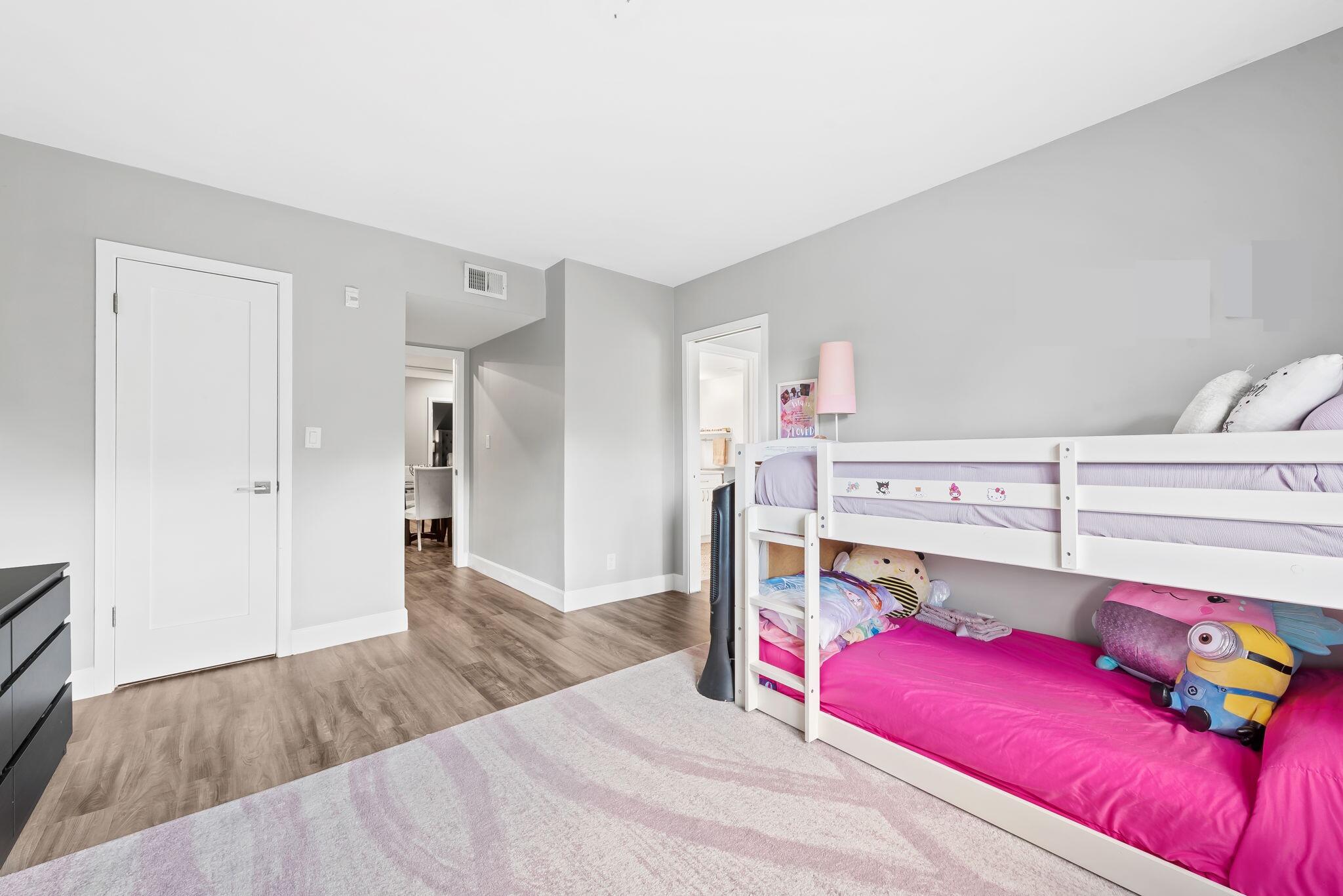 1881 Middle River Drive 206 Property Photo 19
