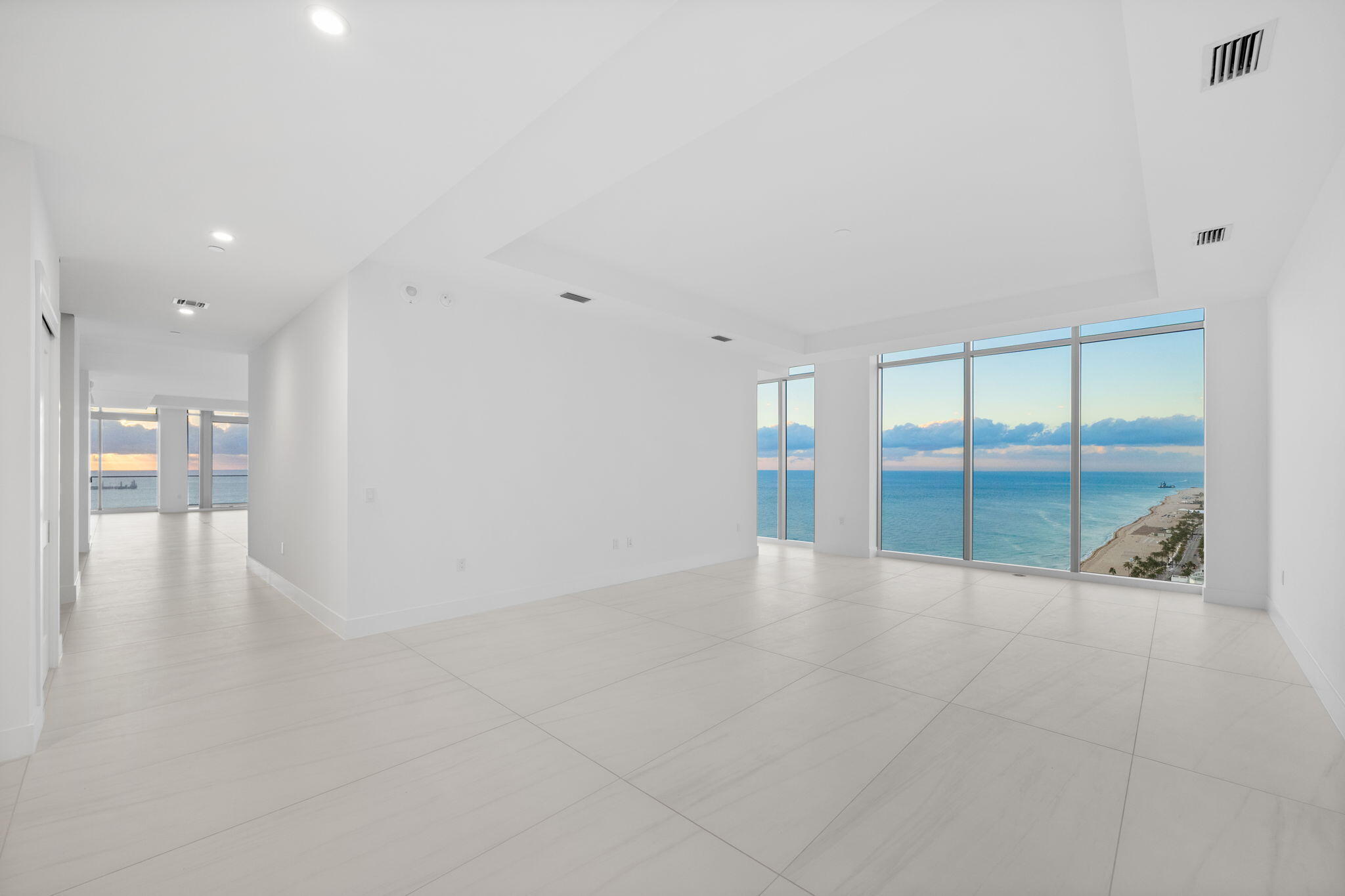 151 N Seabreeze Boulevard Ph2601-e Property Photo 14