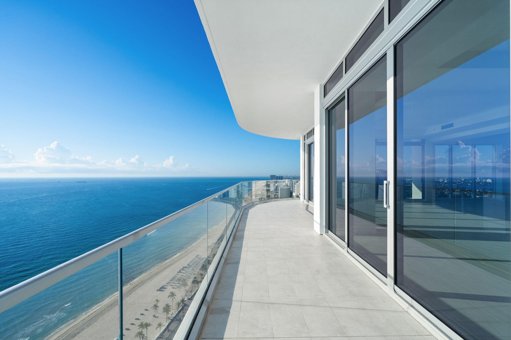 151 N Seabreeze Boulevard Ph2601-e Property Photo 28
