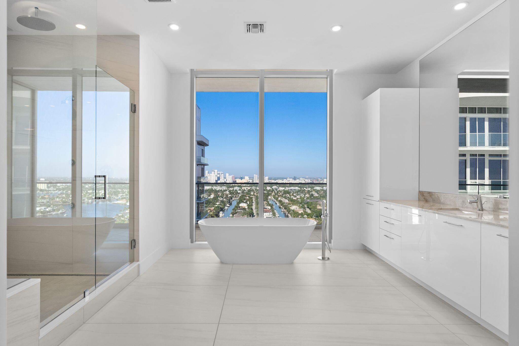151 N Seabreeze Boulevard Ph2601-e Property Photo 30
