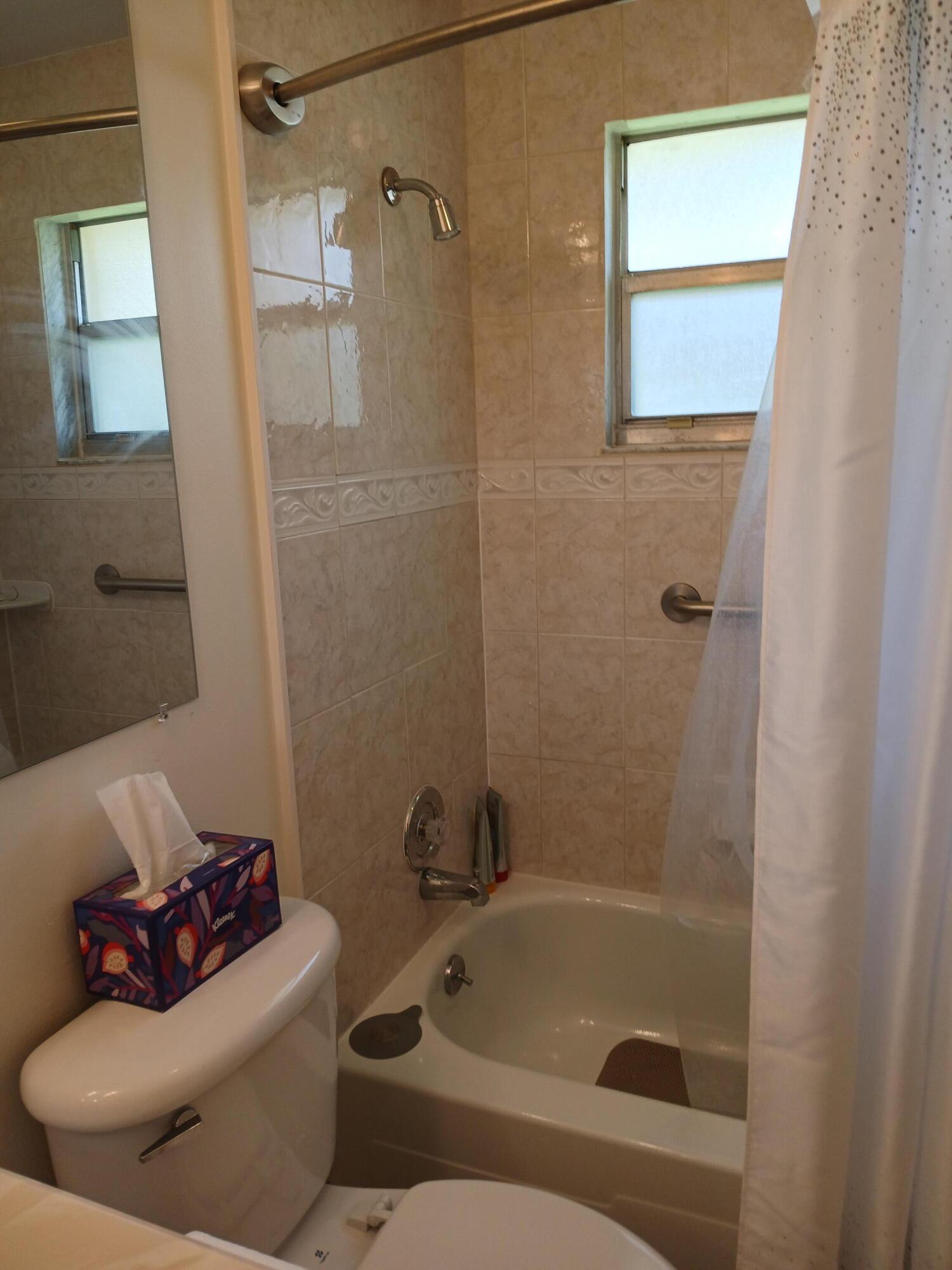 92 Seville Property Photo 16