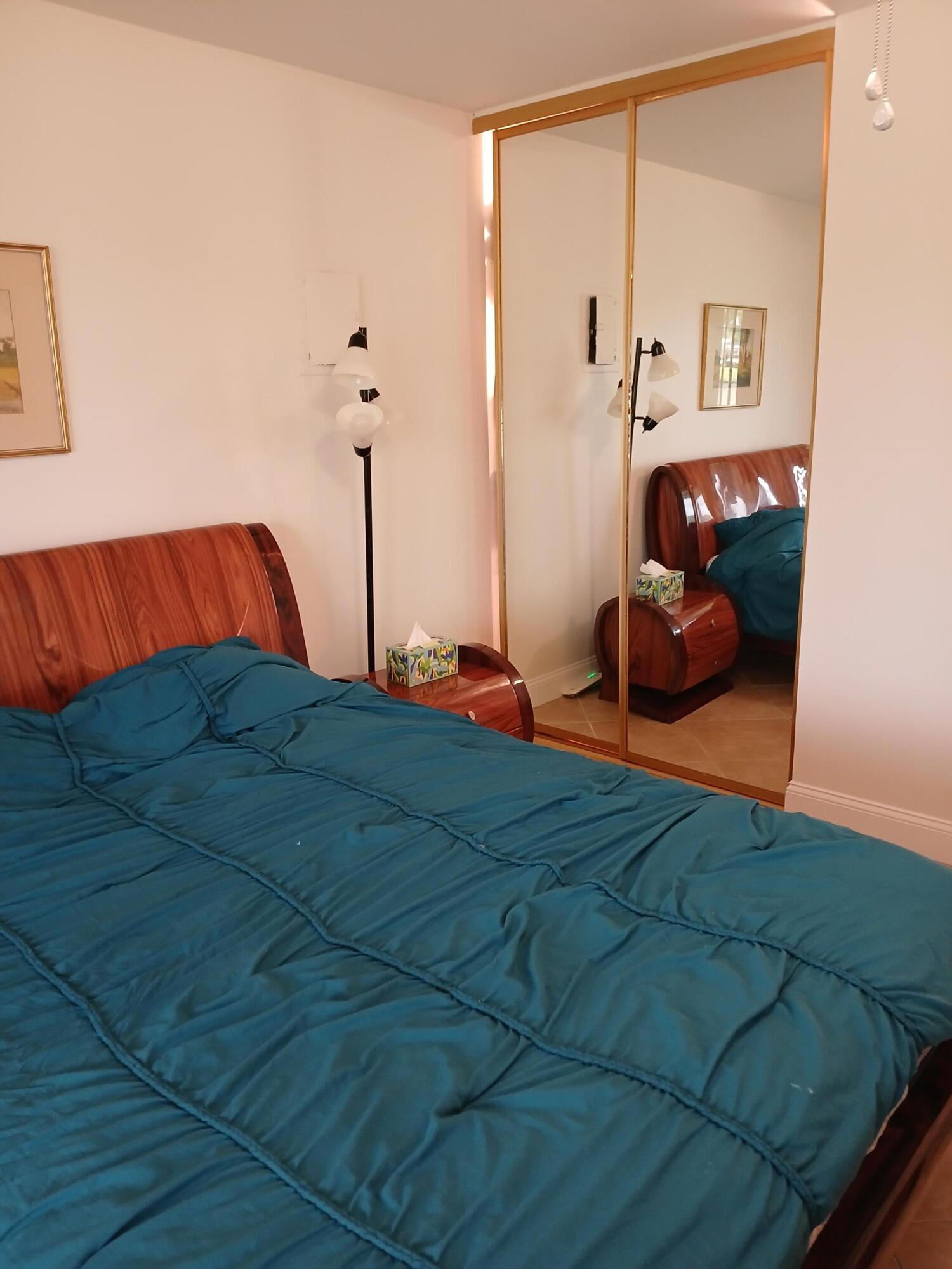 92 Seville Property Photo 19