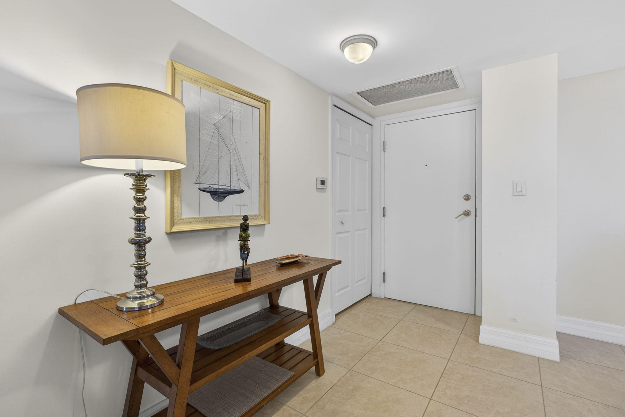 3000 N Ocean Drive Property Photo 7