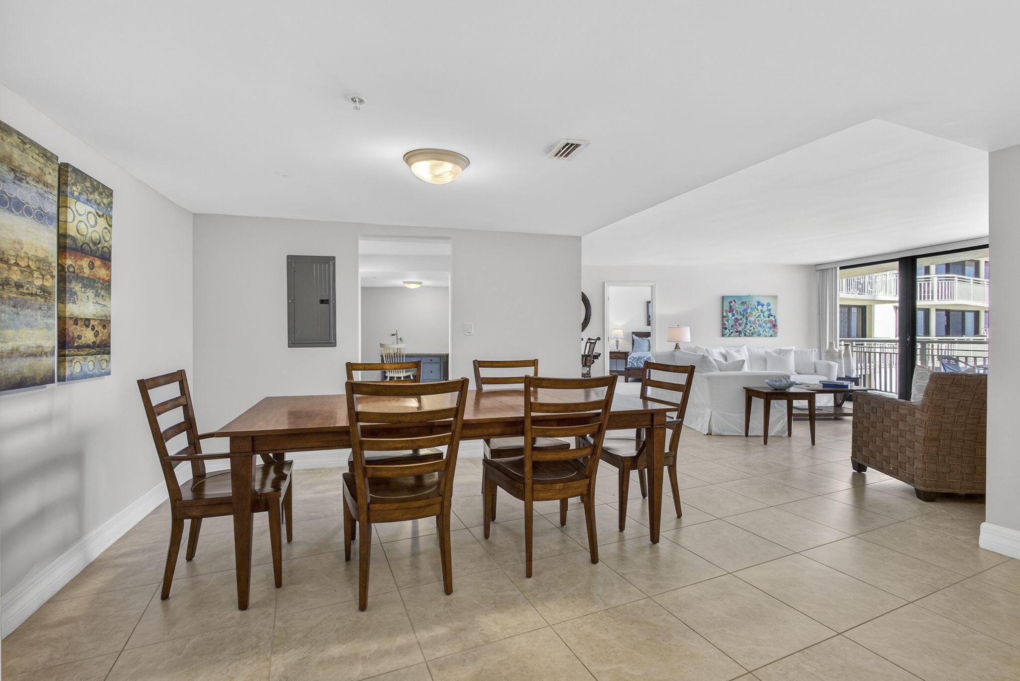 3000 N Ocean Drive Property Photo 10
