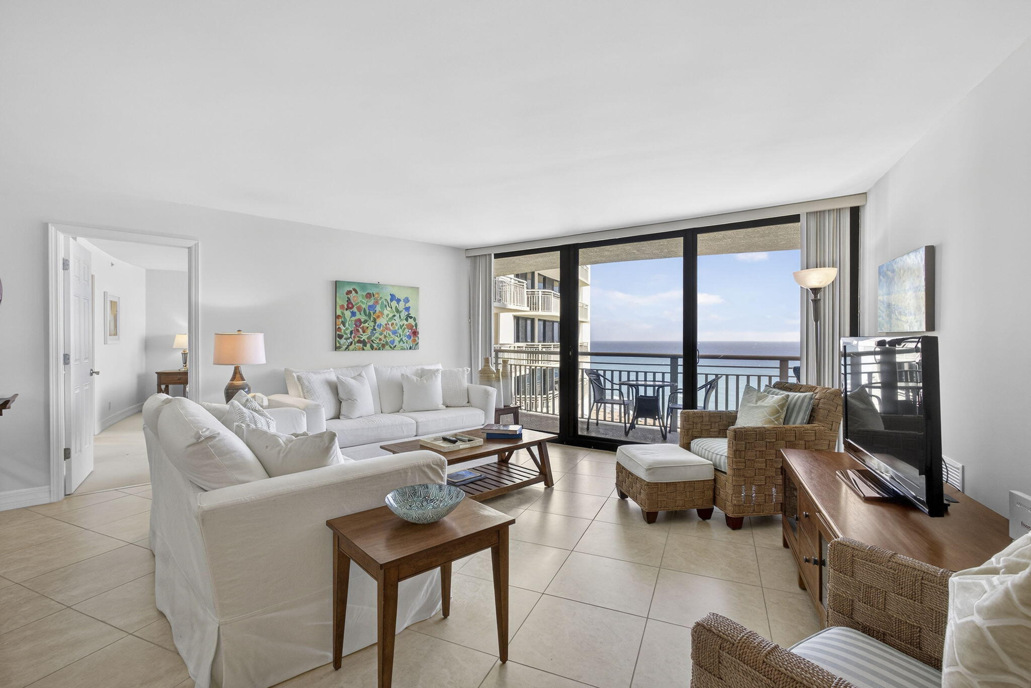 3000 N Ocean Drive Property Photo 12