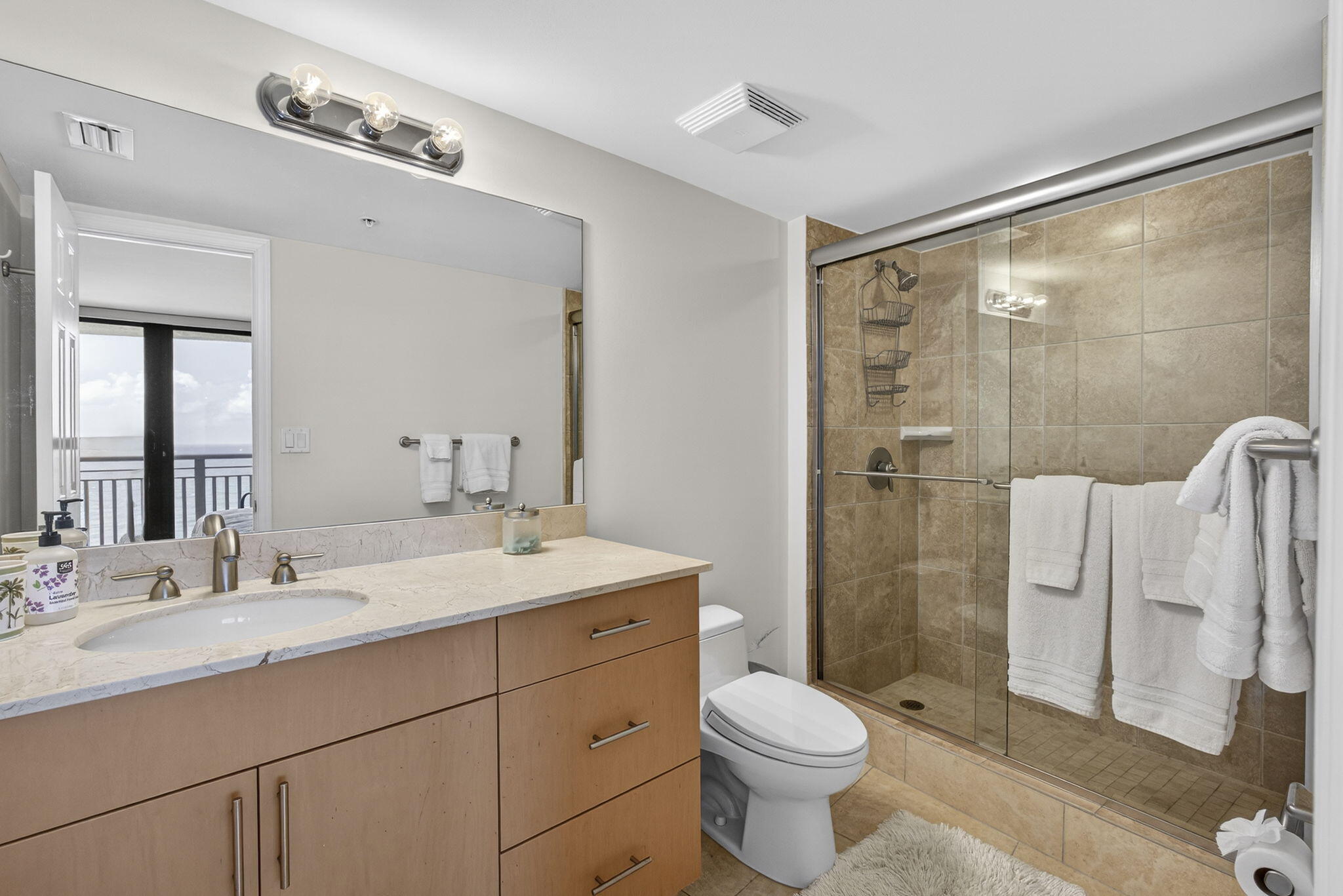3000 N Ocean Drive Property Photo 33