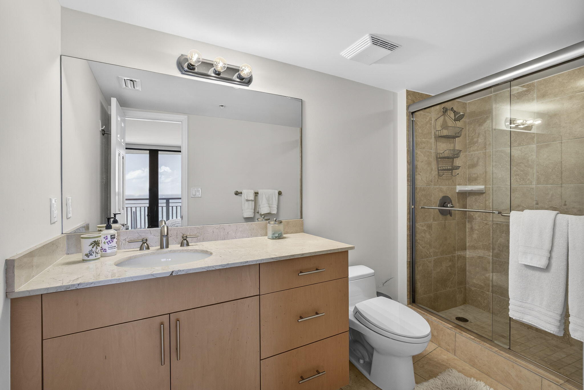 3000 N Ocean Drive Property Photo 34