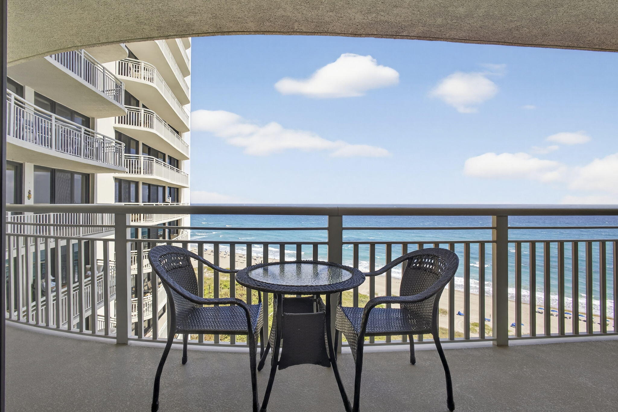 3000 N Ocean Drive Property Photo 46