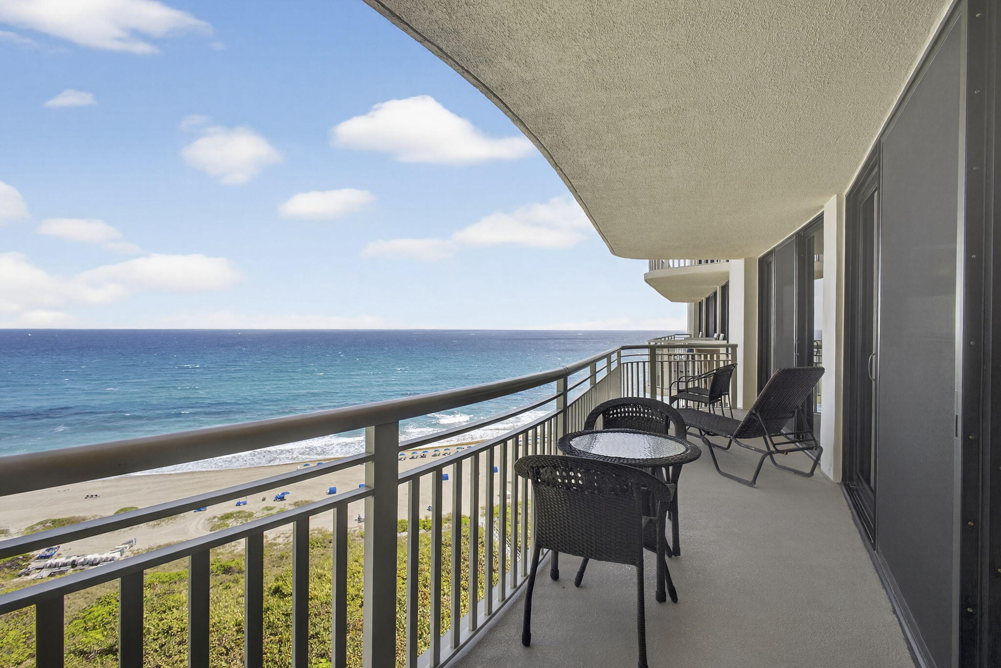 3000 N Ocean Drive Property Photo 48