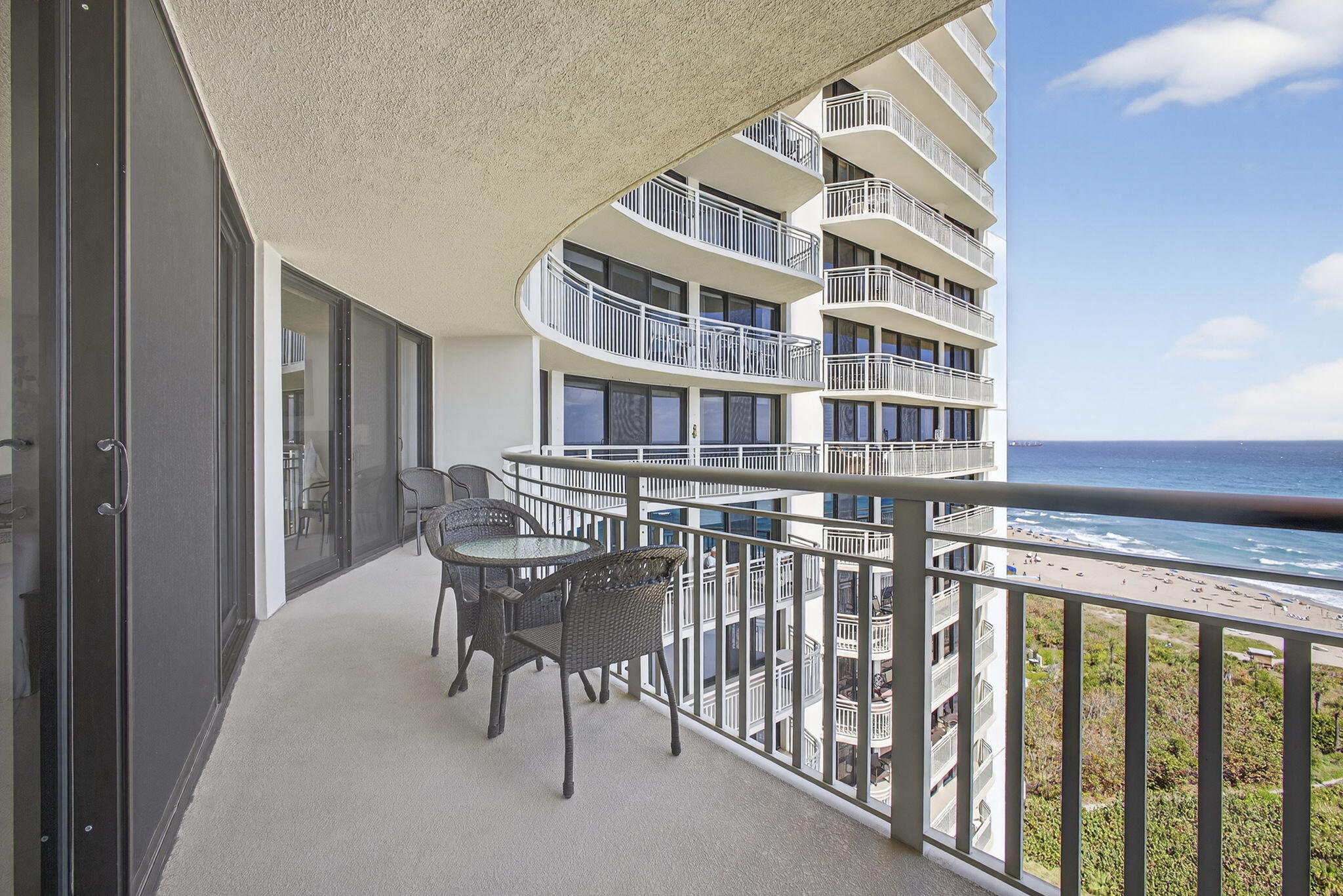 3000 N Ocean Drive Property Photo 51