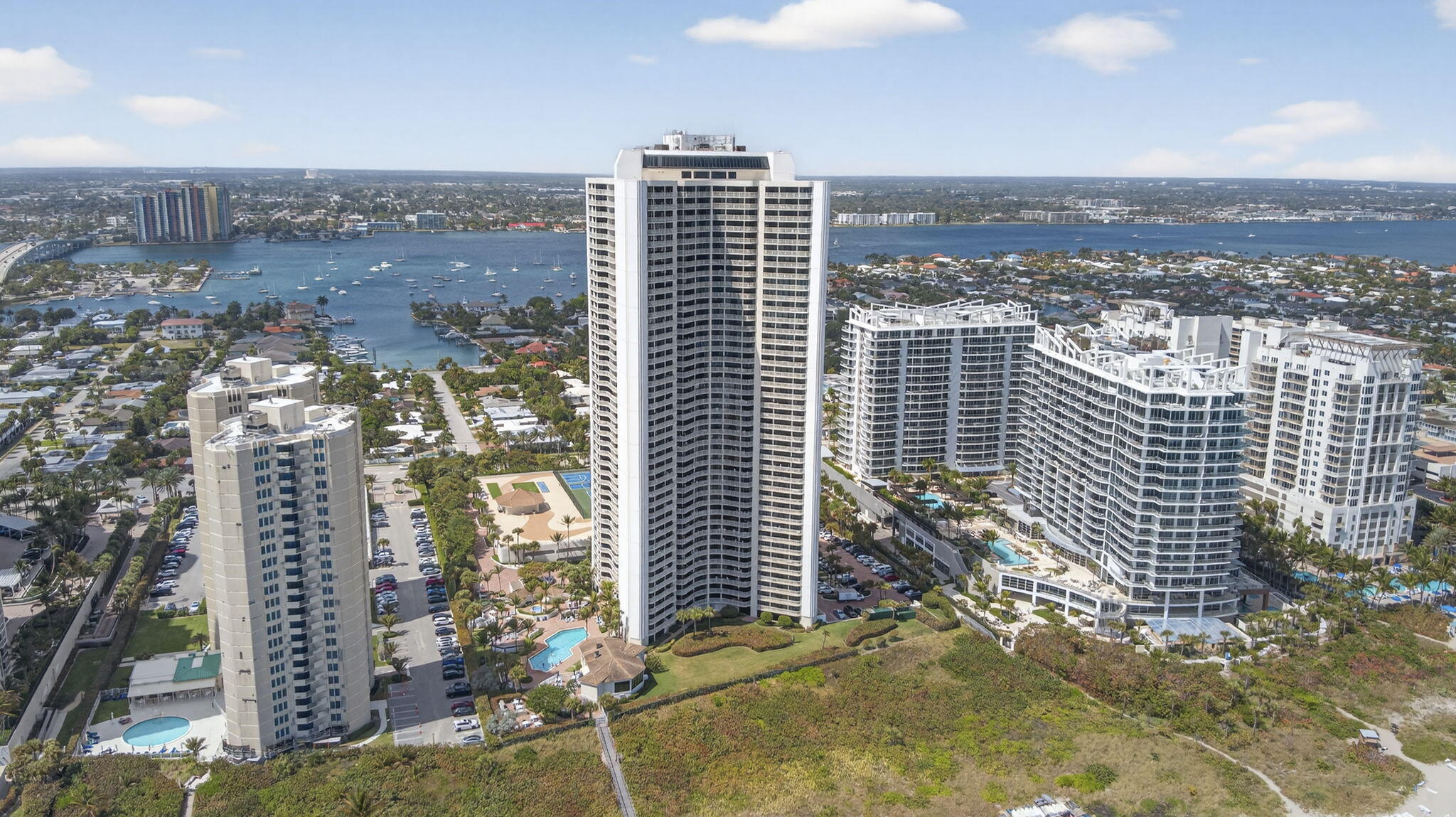 3000 N Ocean Drive Property Photo 59