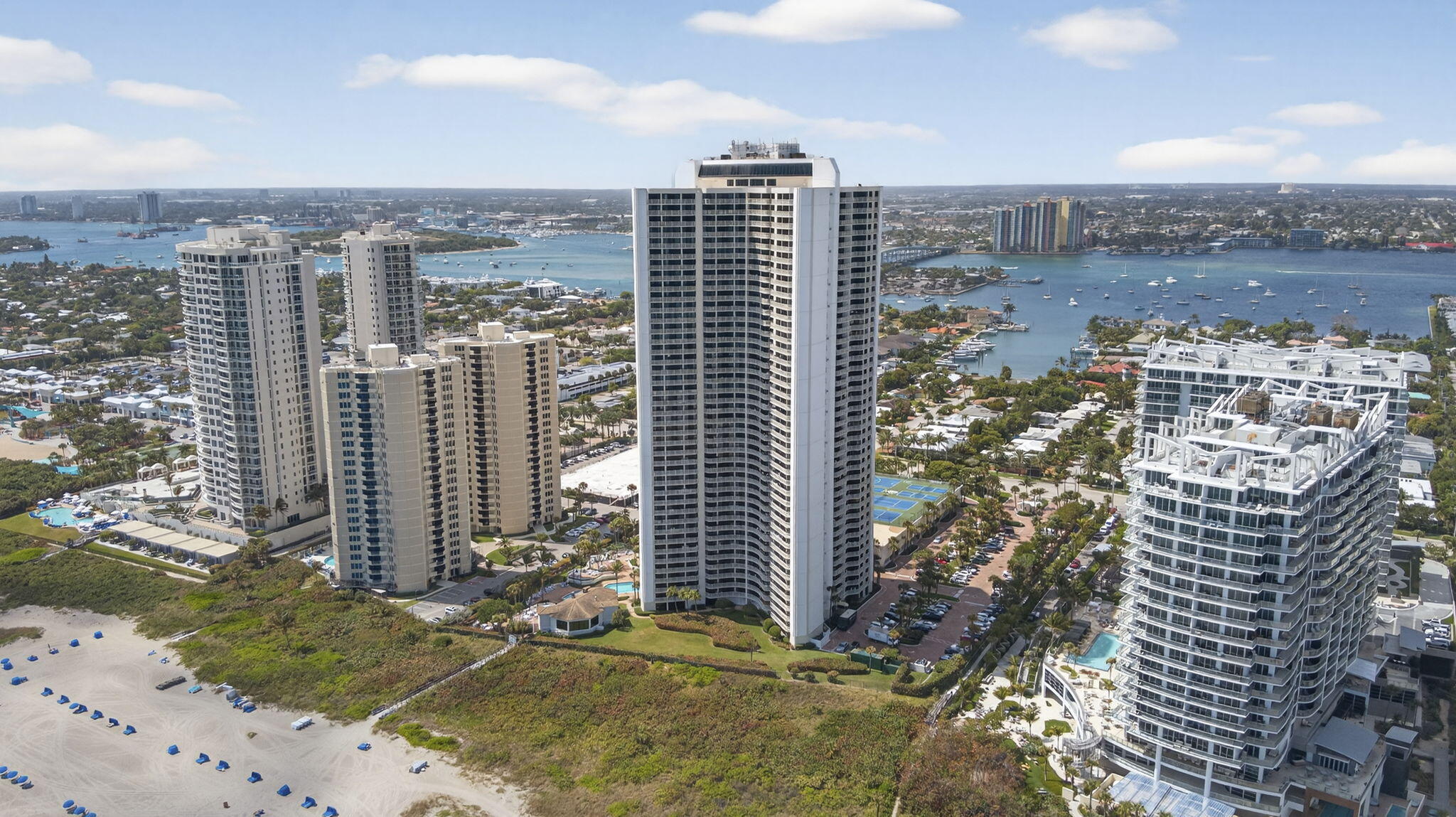 3000 N Ocean Drive Property Photo 61