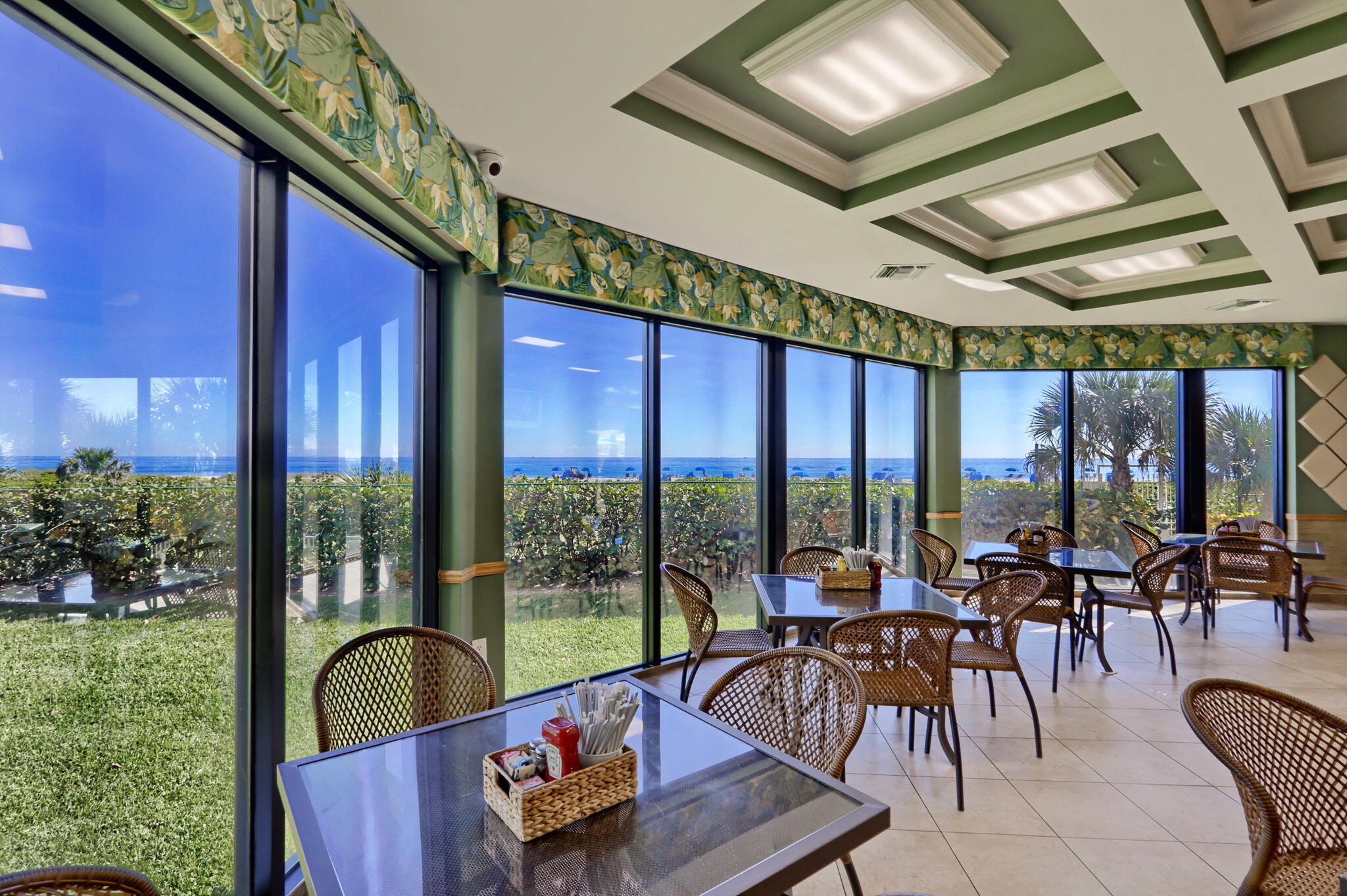 3000 N Ocean Drive Property Photo 89