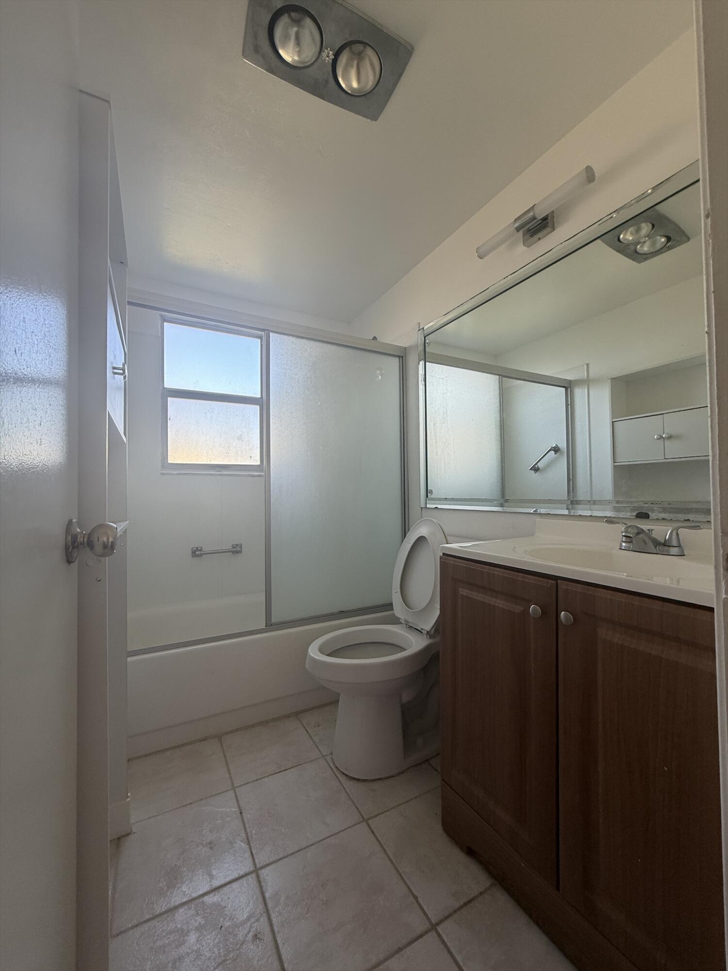 64 Norwich C Property Photo 8