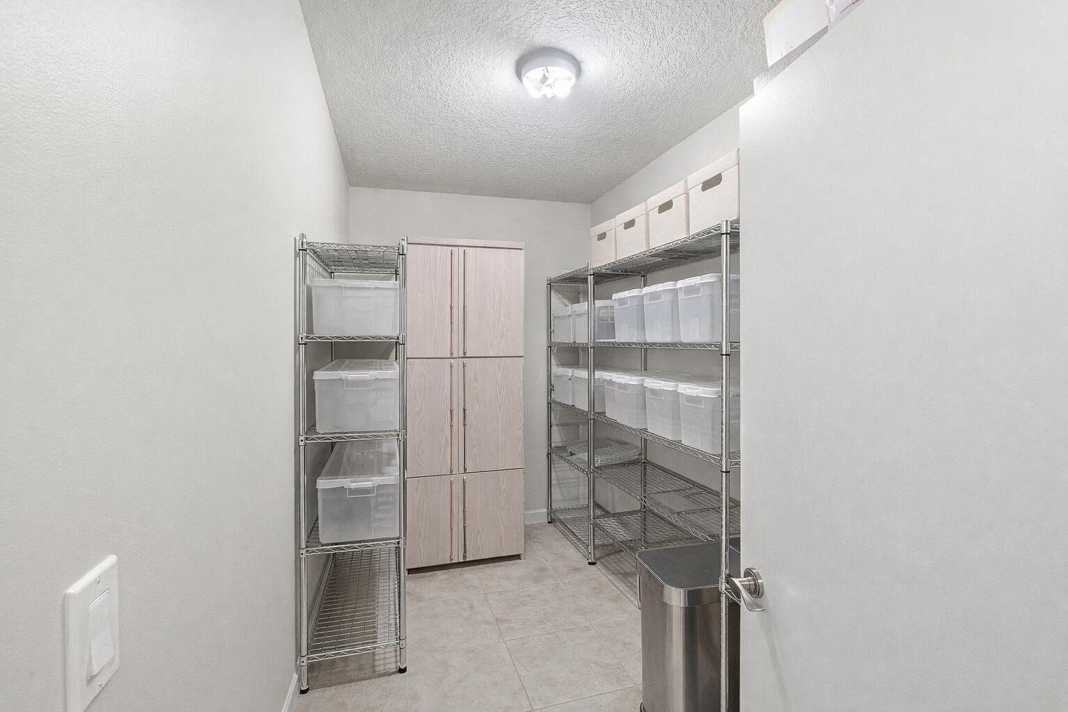 2700 N Federal Highway 303 Property Photo 14