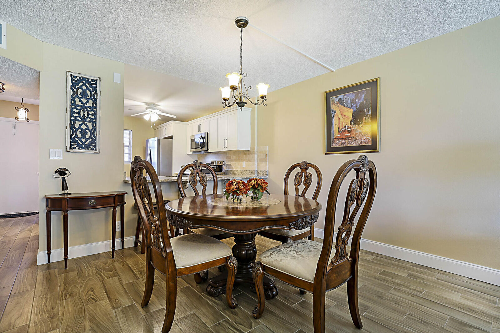 2541 Aragon Boulevard 202 Property Photo 9