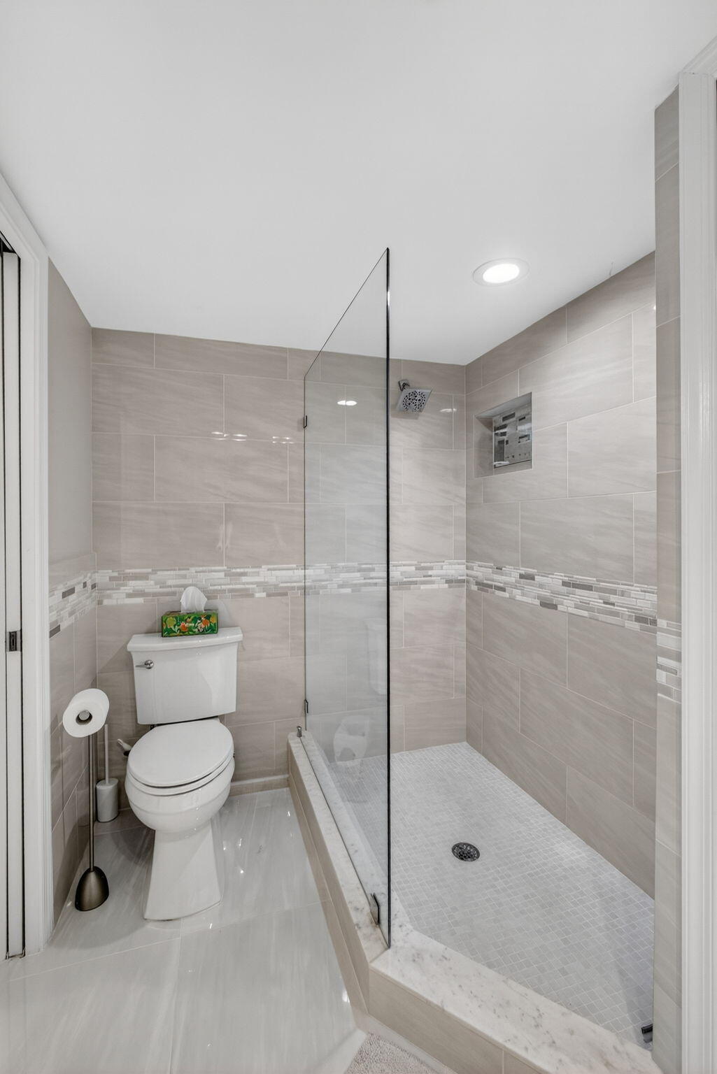5380 N Ocean Drive 12e Property Photo 33