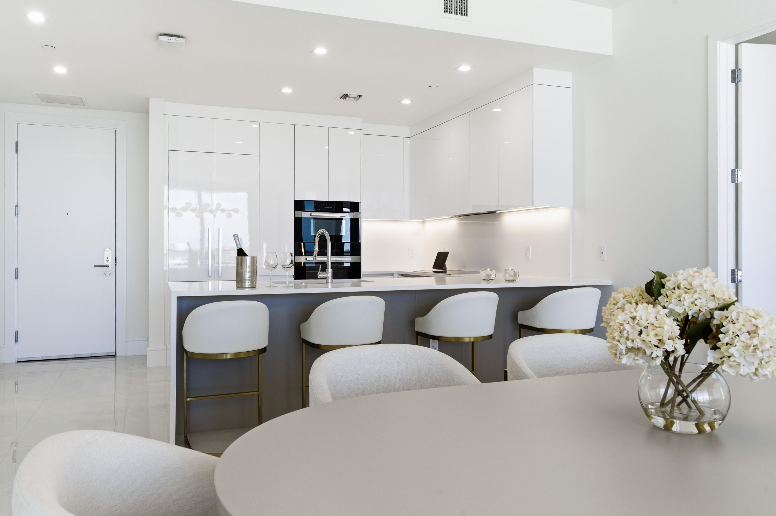 220 Lake Shore Drive 1205 Property Photo 12