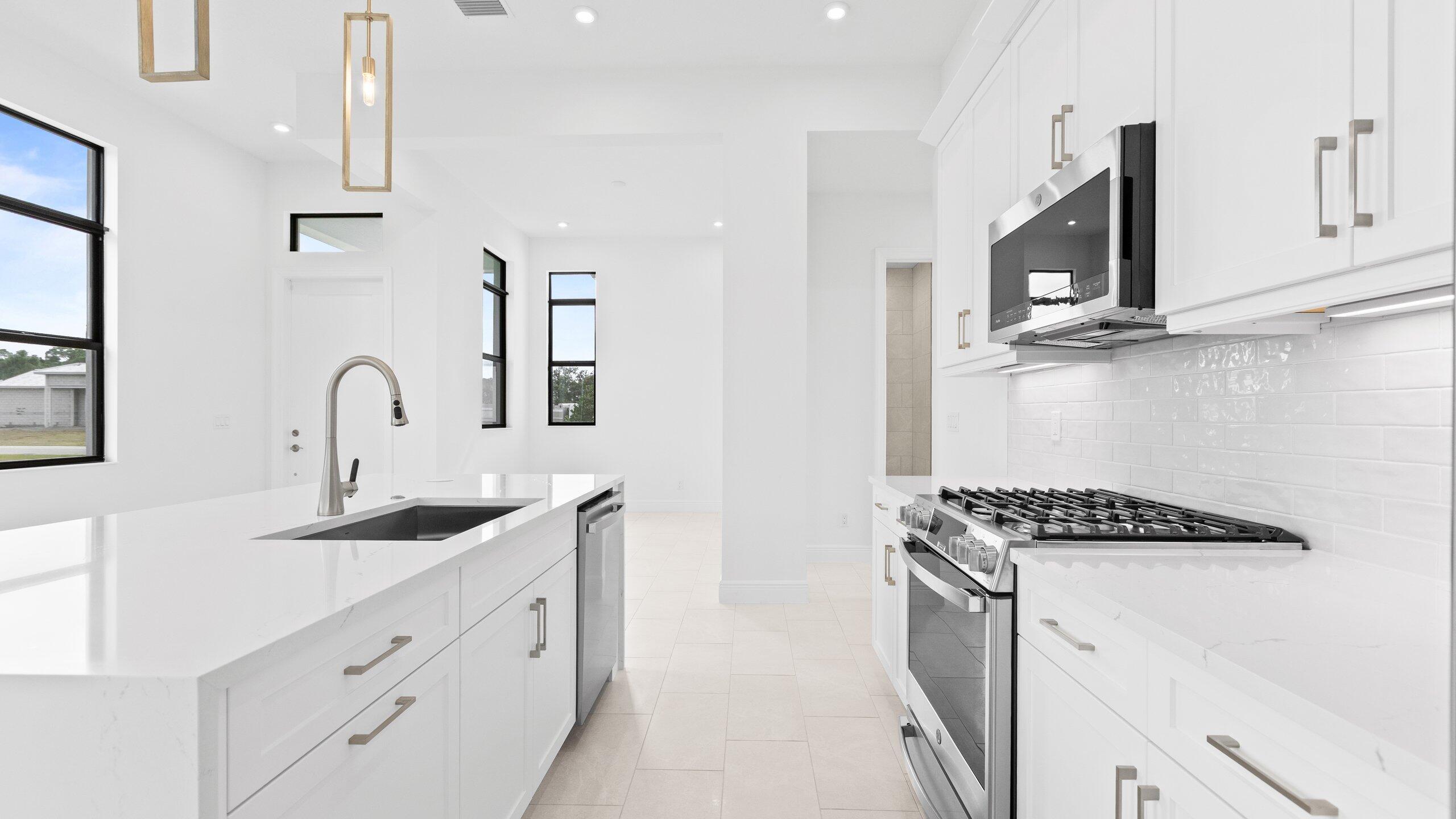 375 Se Via Sangro Property Photo 9