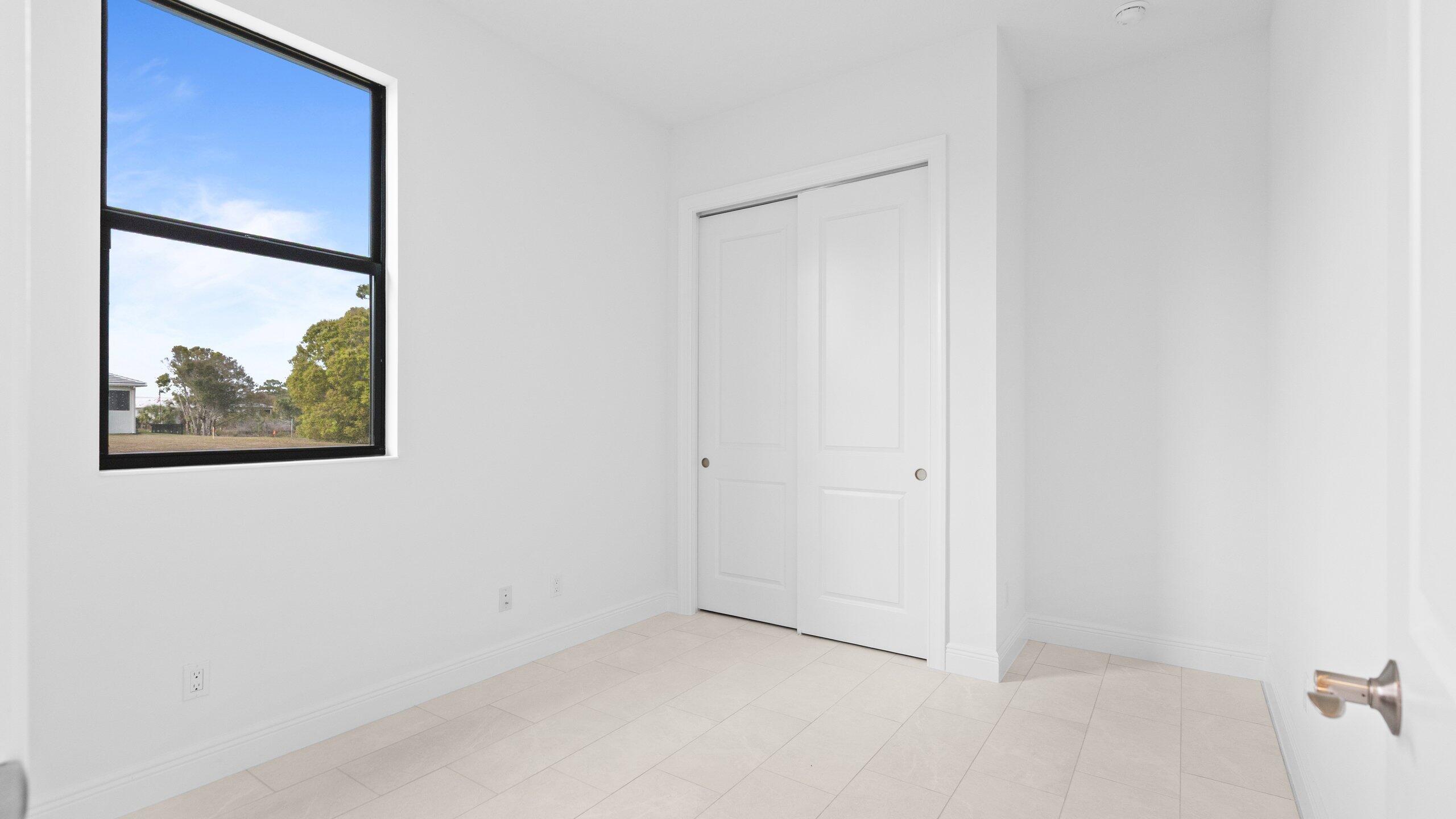 375 Se Via Sangro Property Photo 17