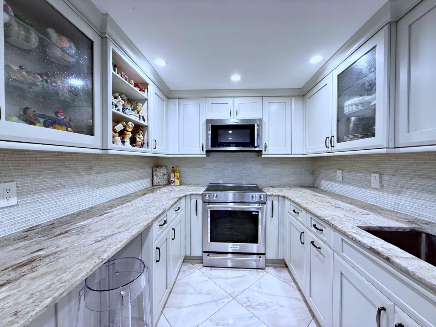 3546 S Ocean Boulevard 305 Property Photo 6