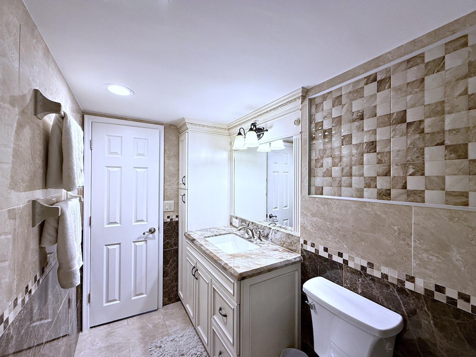 3546 S Ocean Boulevard 305 Property Photo 27