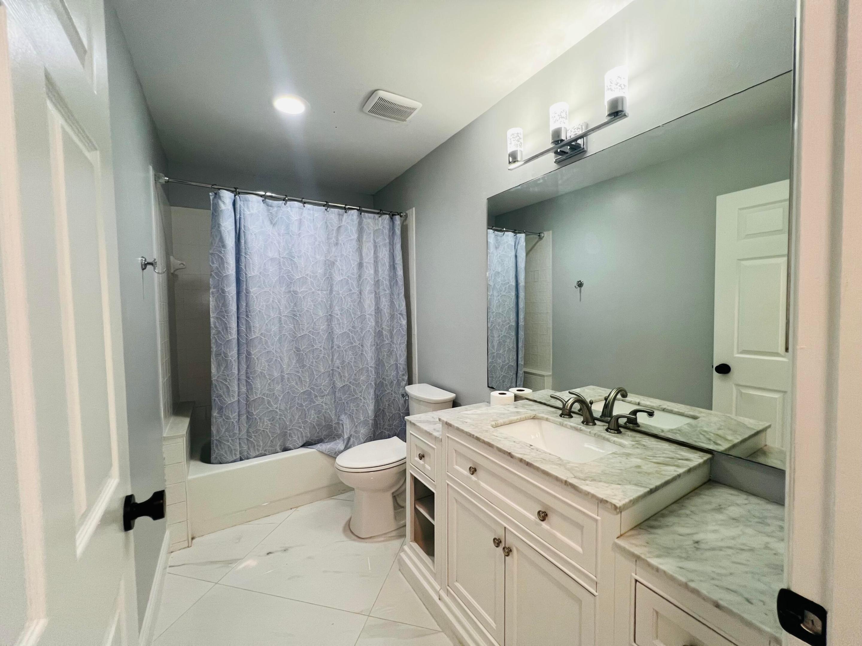 12623 Sw 8th Court Property Photo 11