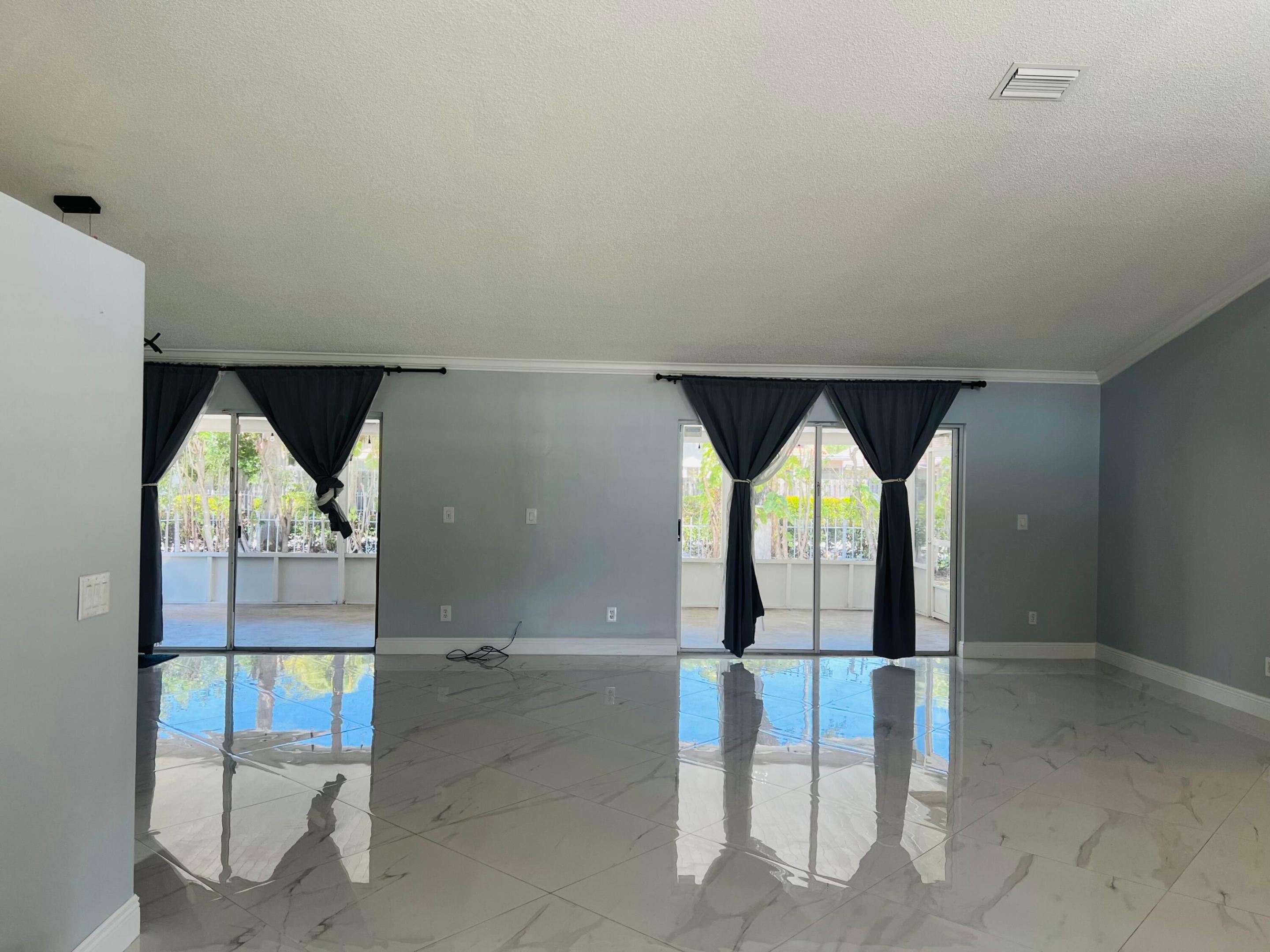 12623 Sw 8th Court Property Photo 17