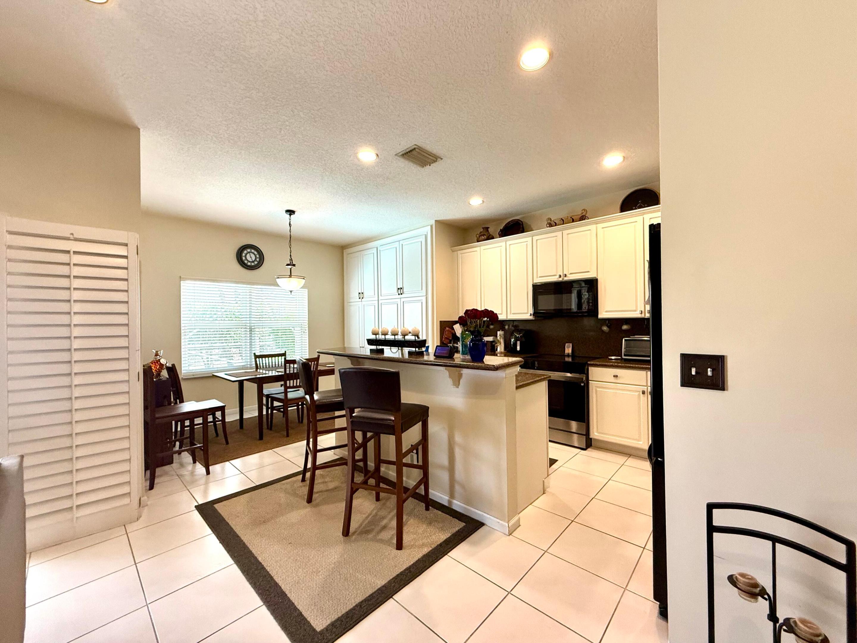 8611 Gold Cay Property Photo 10
