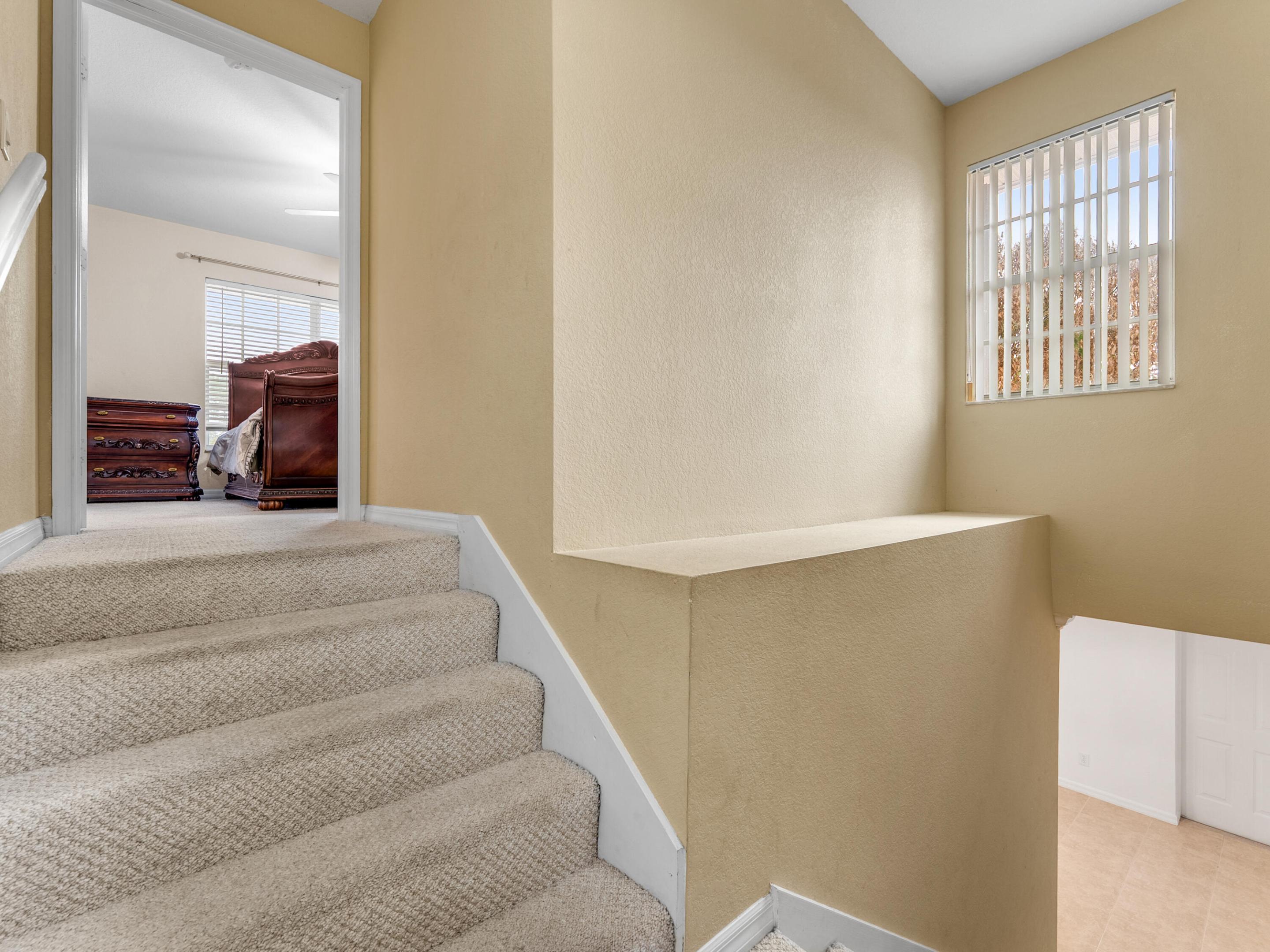 430 Se Thanksgiving Avenue Property Photo 22
